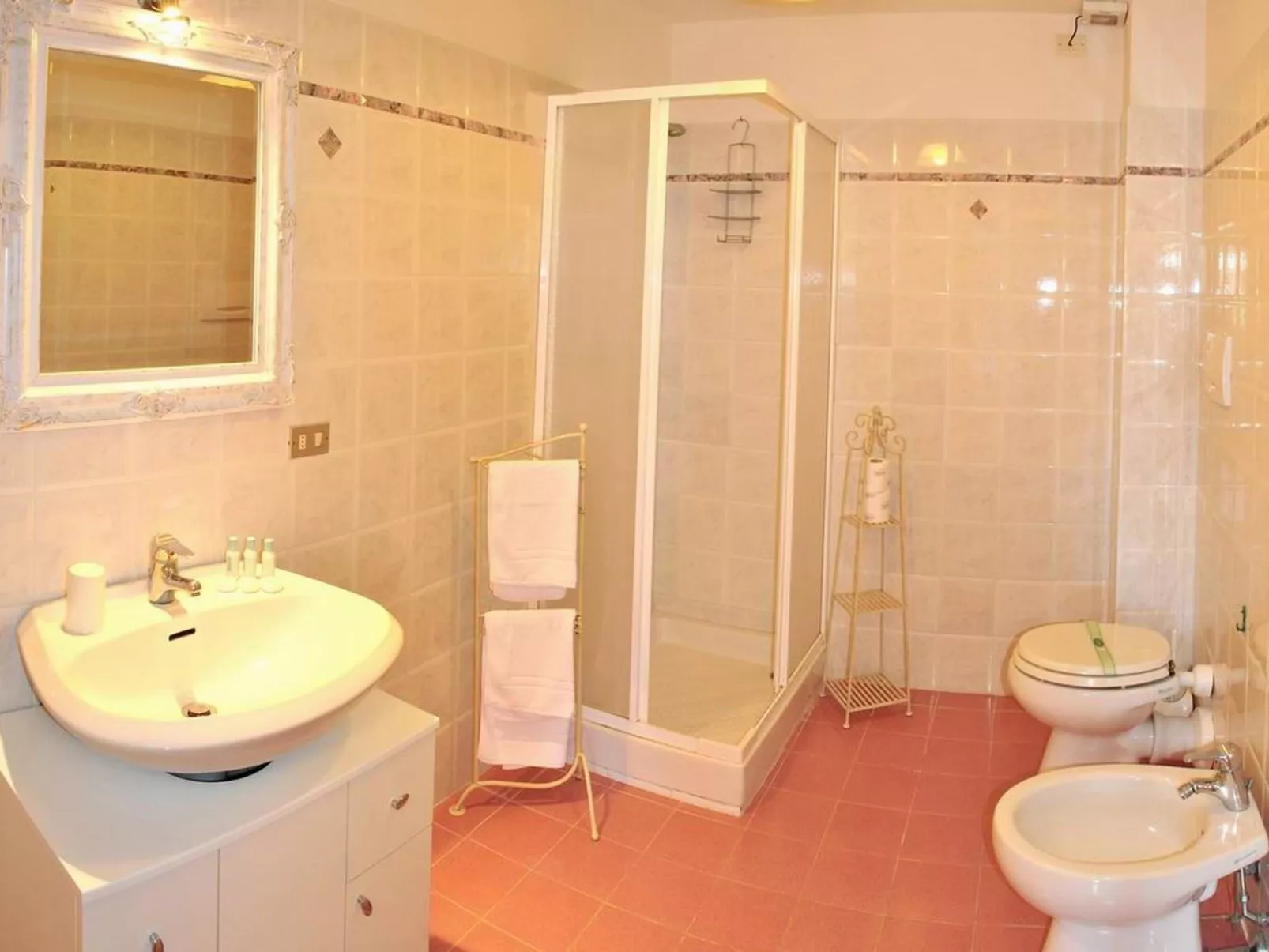 "Collelungo Trilo 5-Image-tags.info