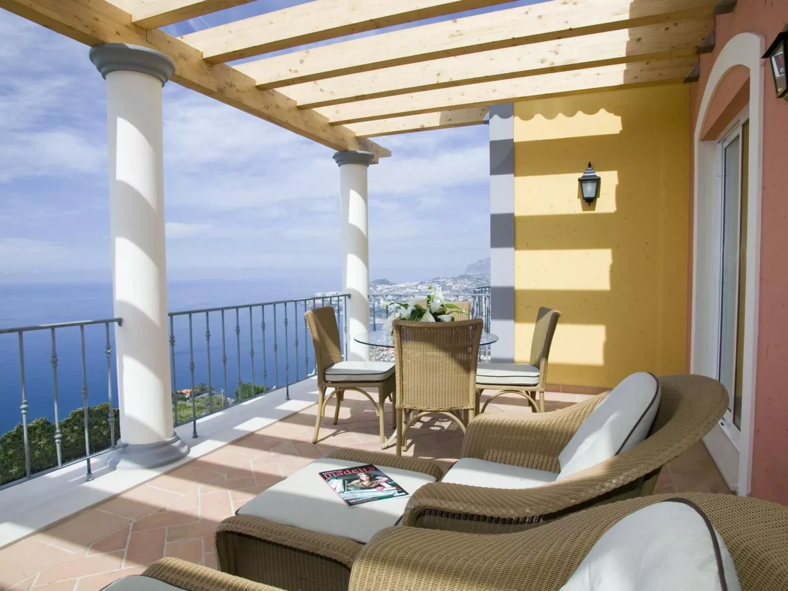 Elegante Ferienwohnung mit Gemeinschaftspool und Wellnessbereich-Binnen