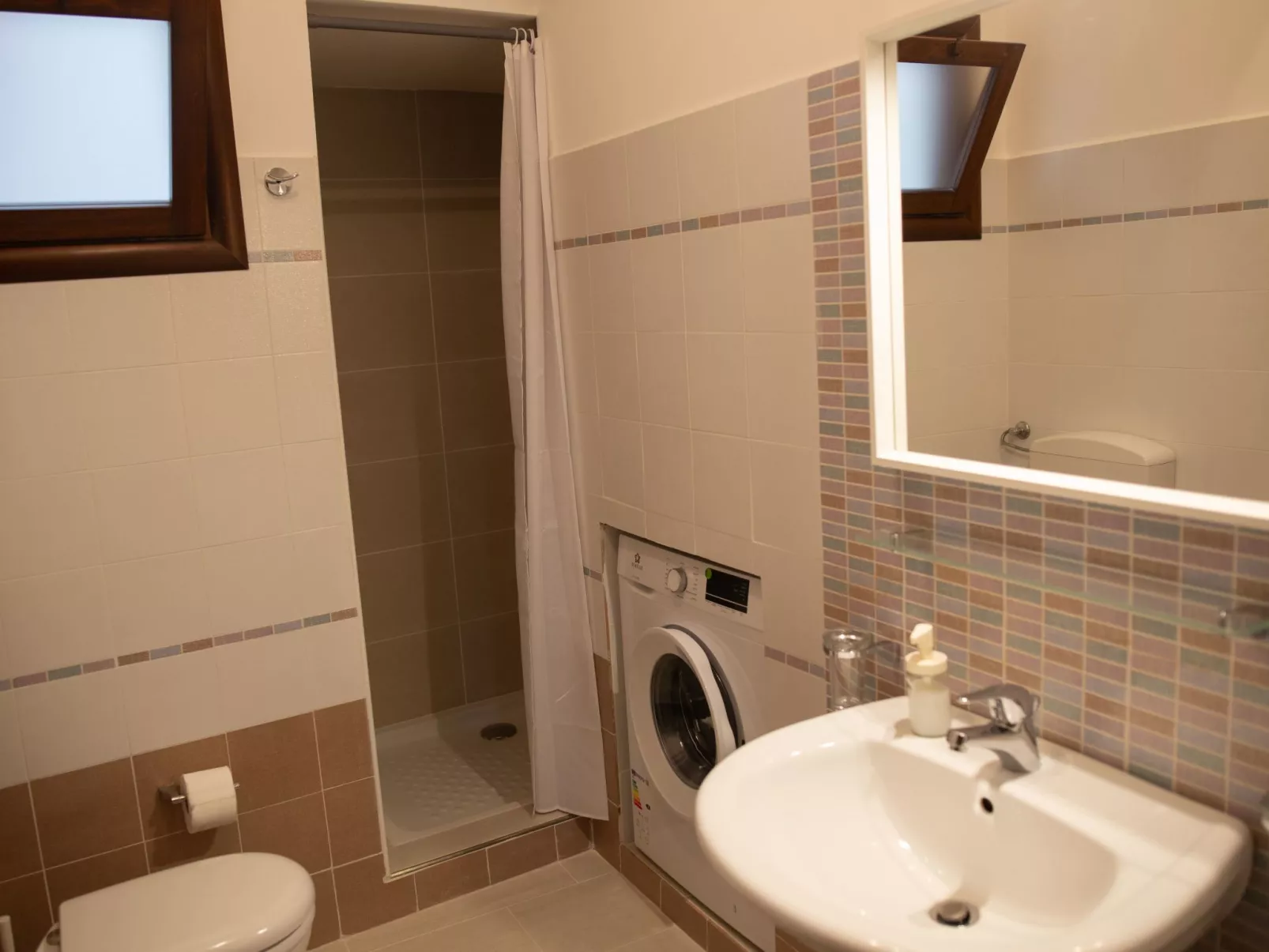 Unknown Accommodation-Image-tags.info