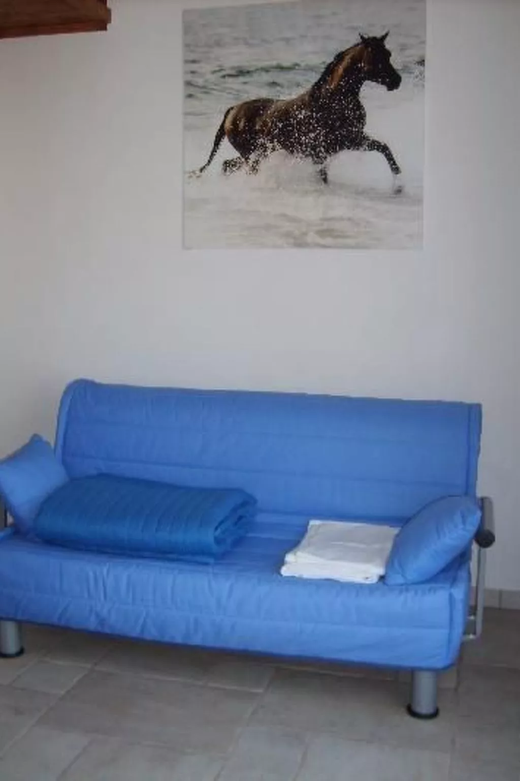 AZZURRO-Image-tags.info