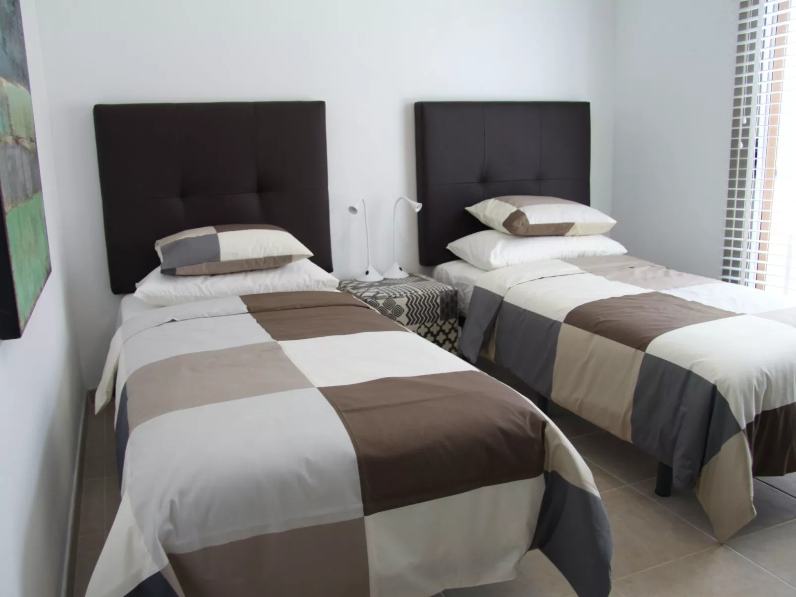 Mit Pool für 2 Personen und 4 Kinder-Binnen