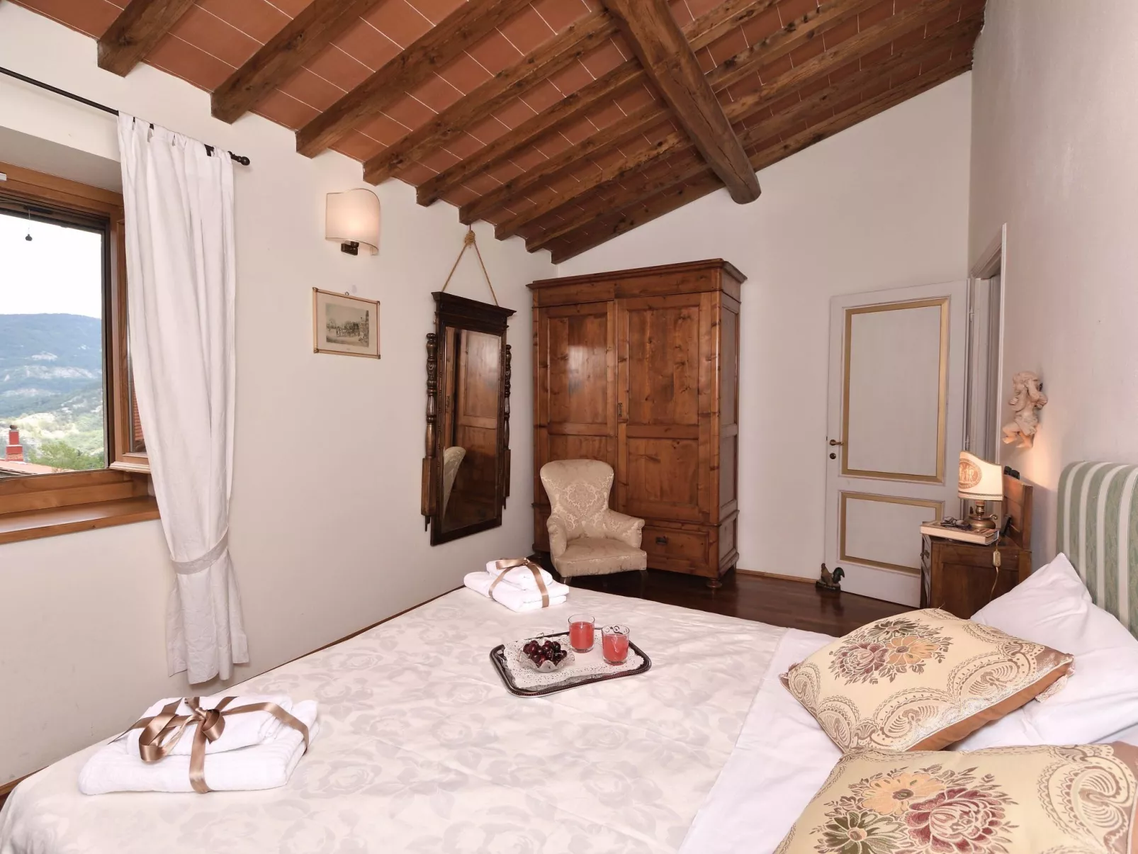 Villa Fonte mit eigenem Pool - Binnen