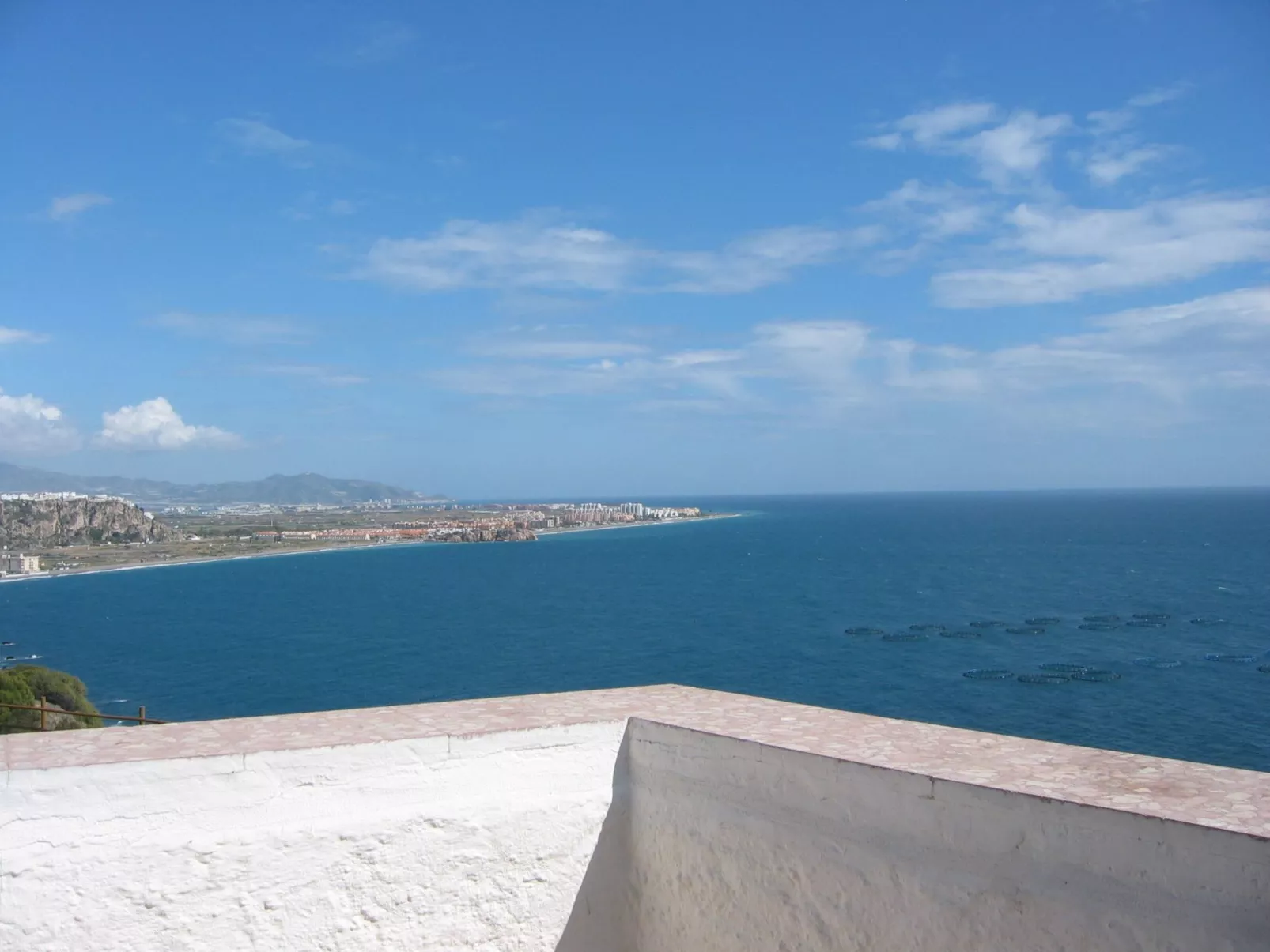 Villa mit außergewöhnlicher Aussicht und beheiztem Pool-Buiten