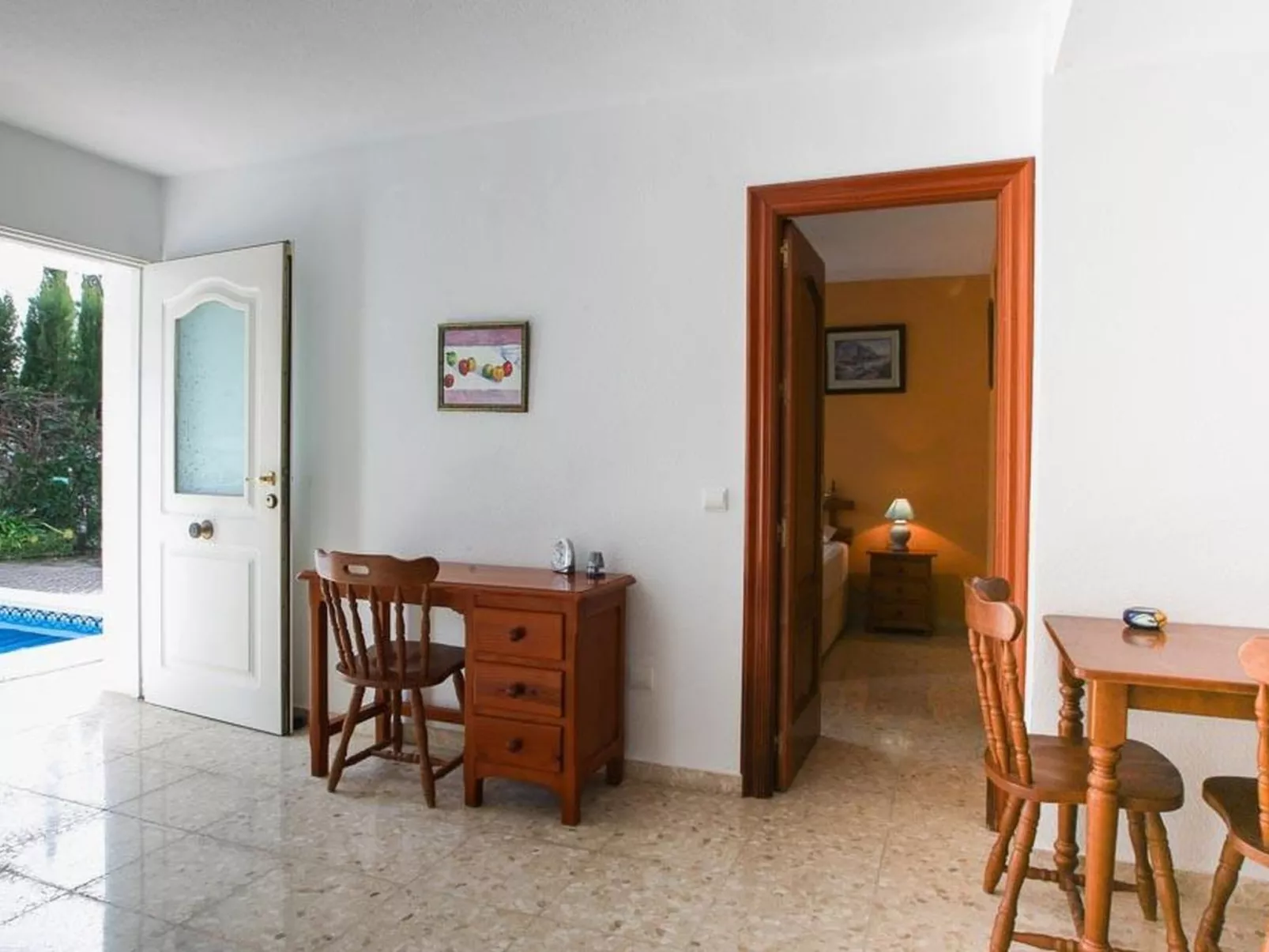 Villa Violeta-Binnen