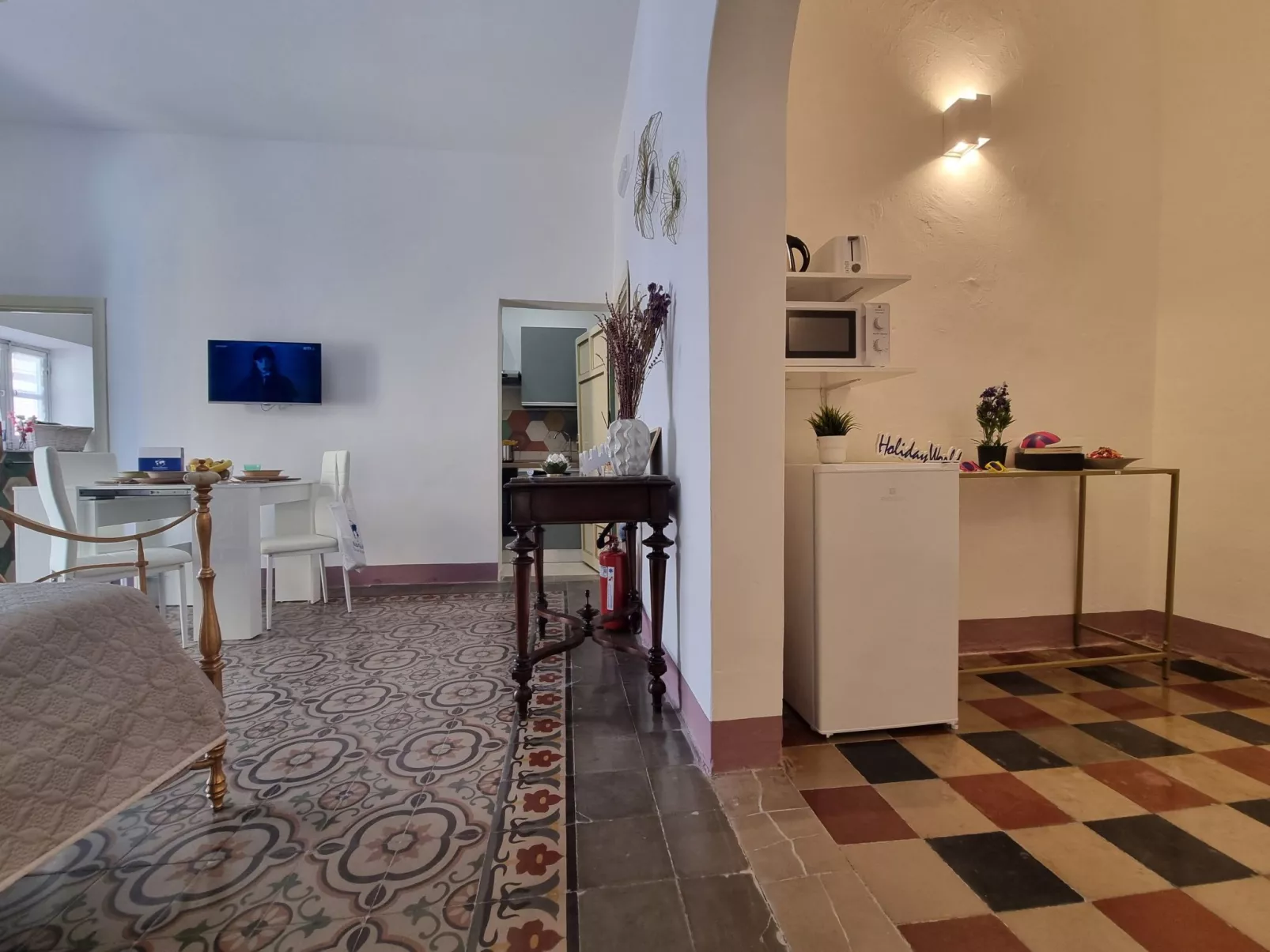 Donna Emma von Holiday World-Image-tags.info