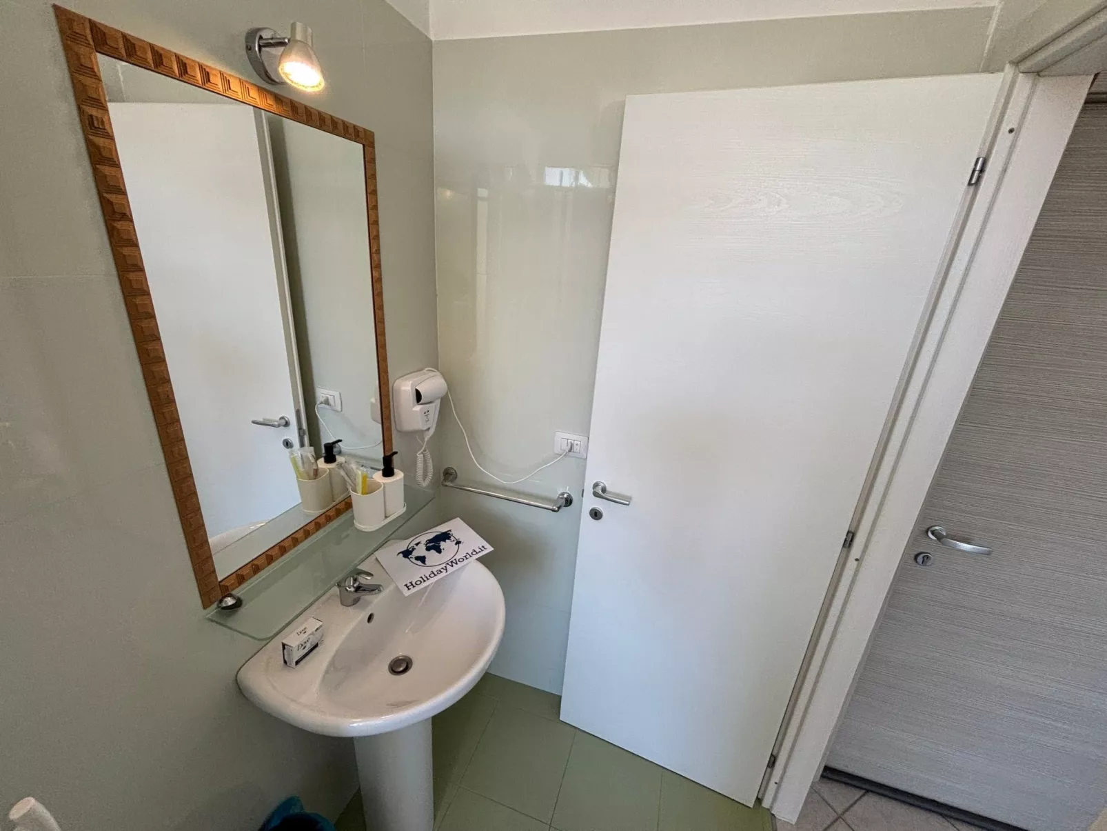 BNB der Nationen 5 von Holiday World-Binnen