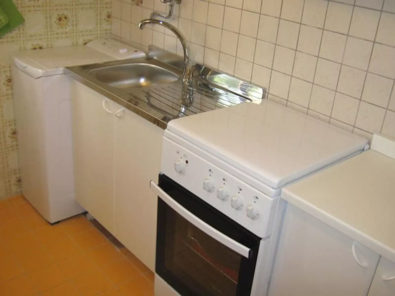 Für 4 Personen 90qm Agnone Bagni-Binnen