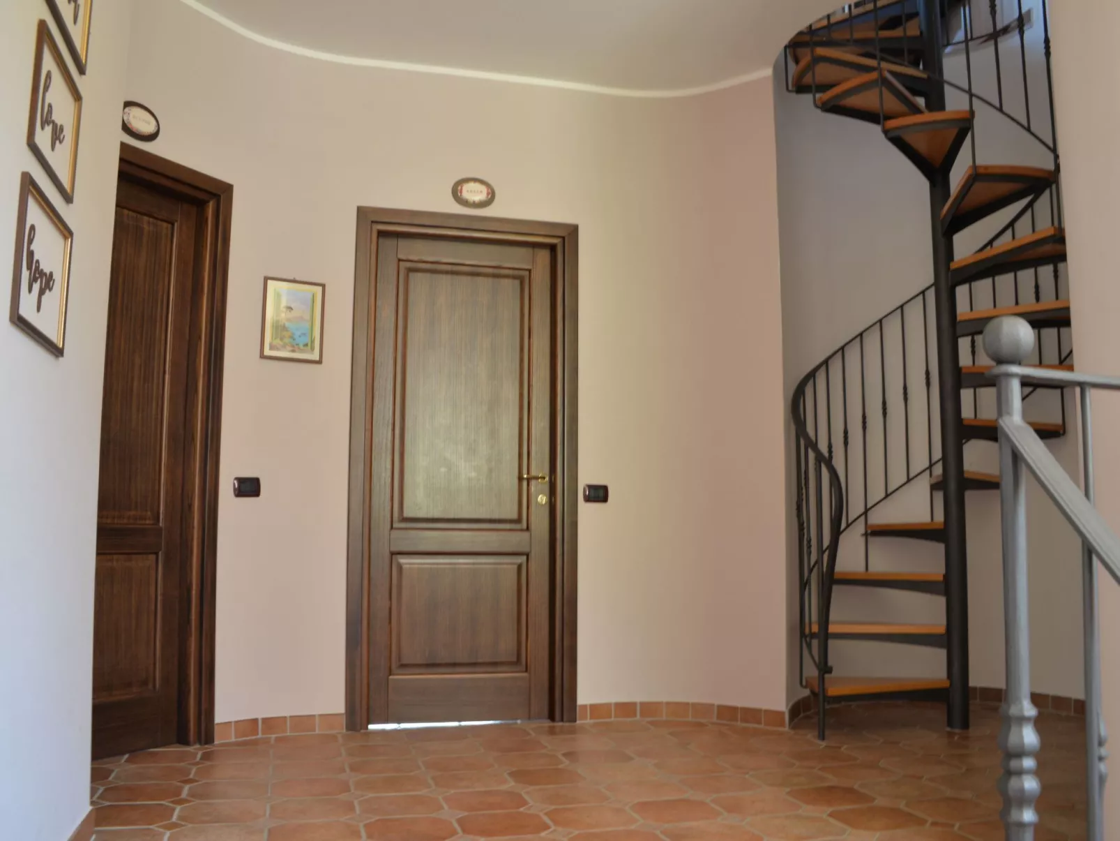 Mit Aussicht und Pool-Binnen