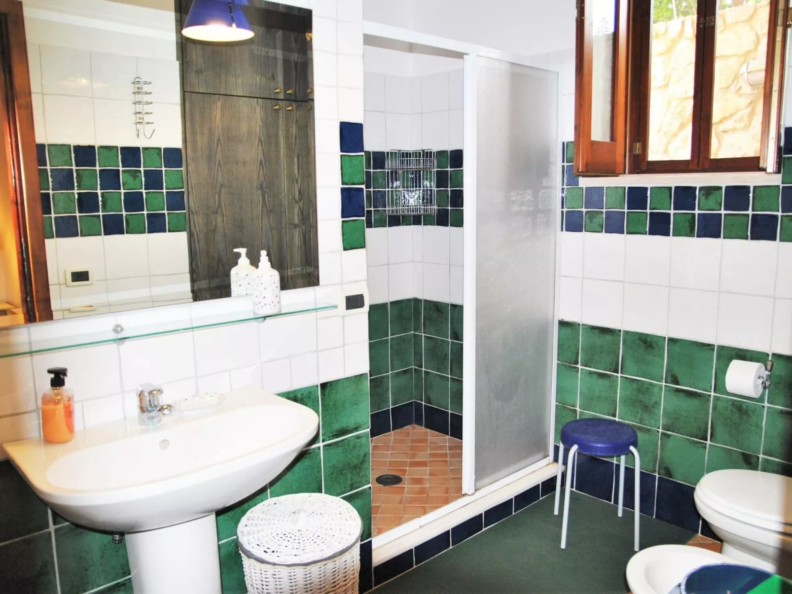 Angenehmes Haus in Itri mit überdachtem Innenhof-Binnen