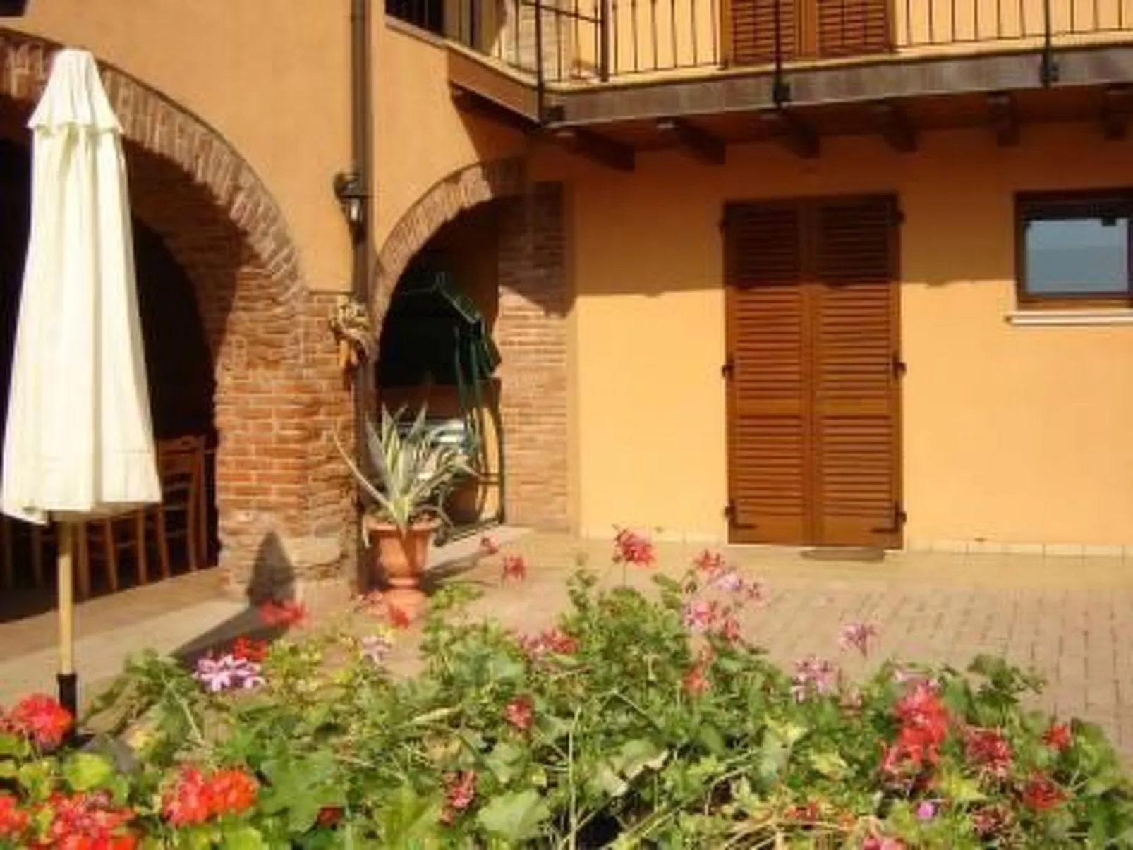 Wohnung mit Garten in der Nähe des Gardasees-Buiten