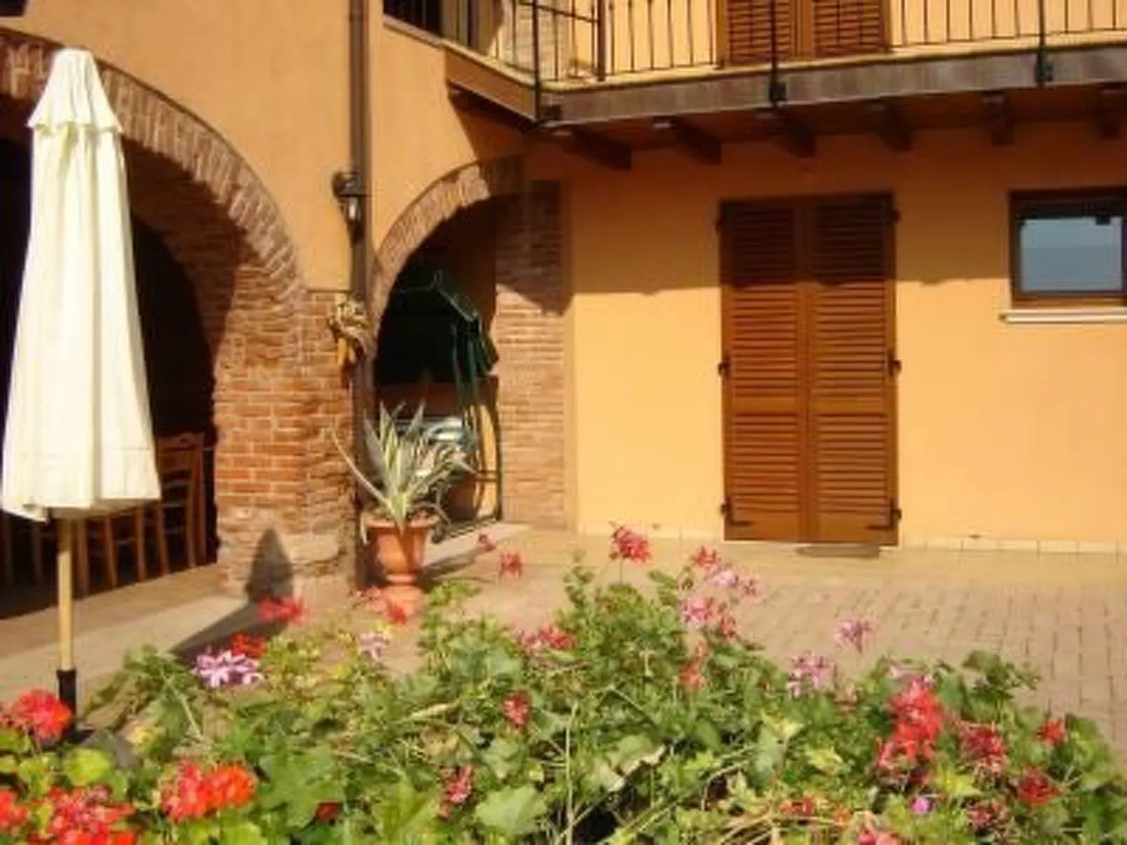 Mit großer Terrasse-Buiten