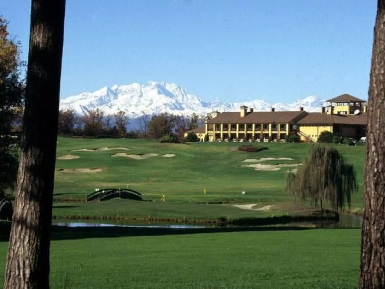 Wohnung mit Garten in der Nähe des Lago Maggiore-Buiten