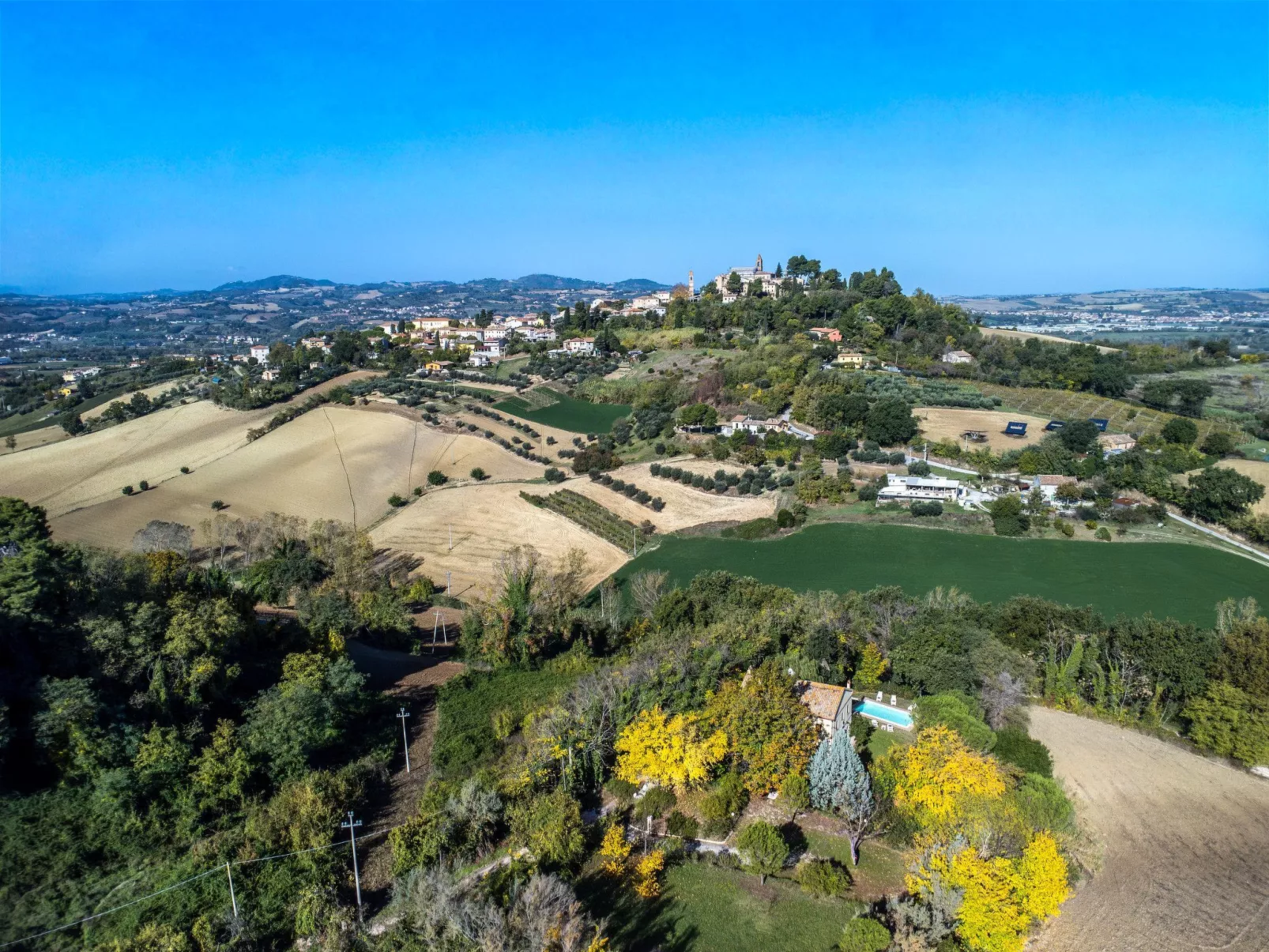 Licht unter den Buchen, Marche Urlaub, privater Pool-Image-tags.info