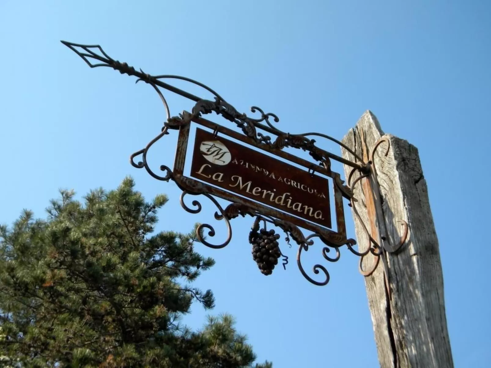 In der Gegend zwischen Meer und Berghang-Buiten