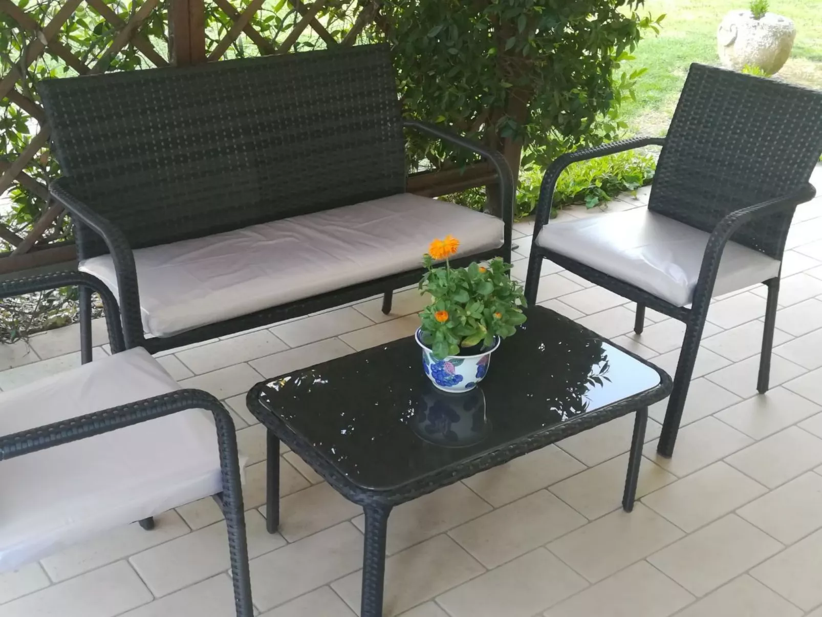 Wohnung mit Privatparkplatz-Buiten