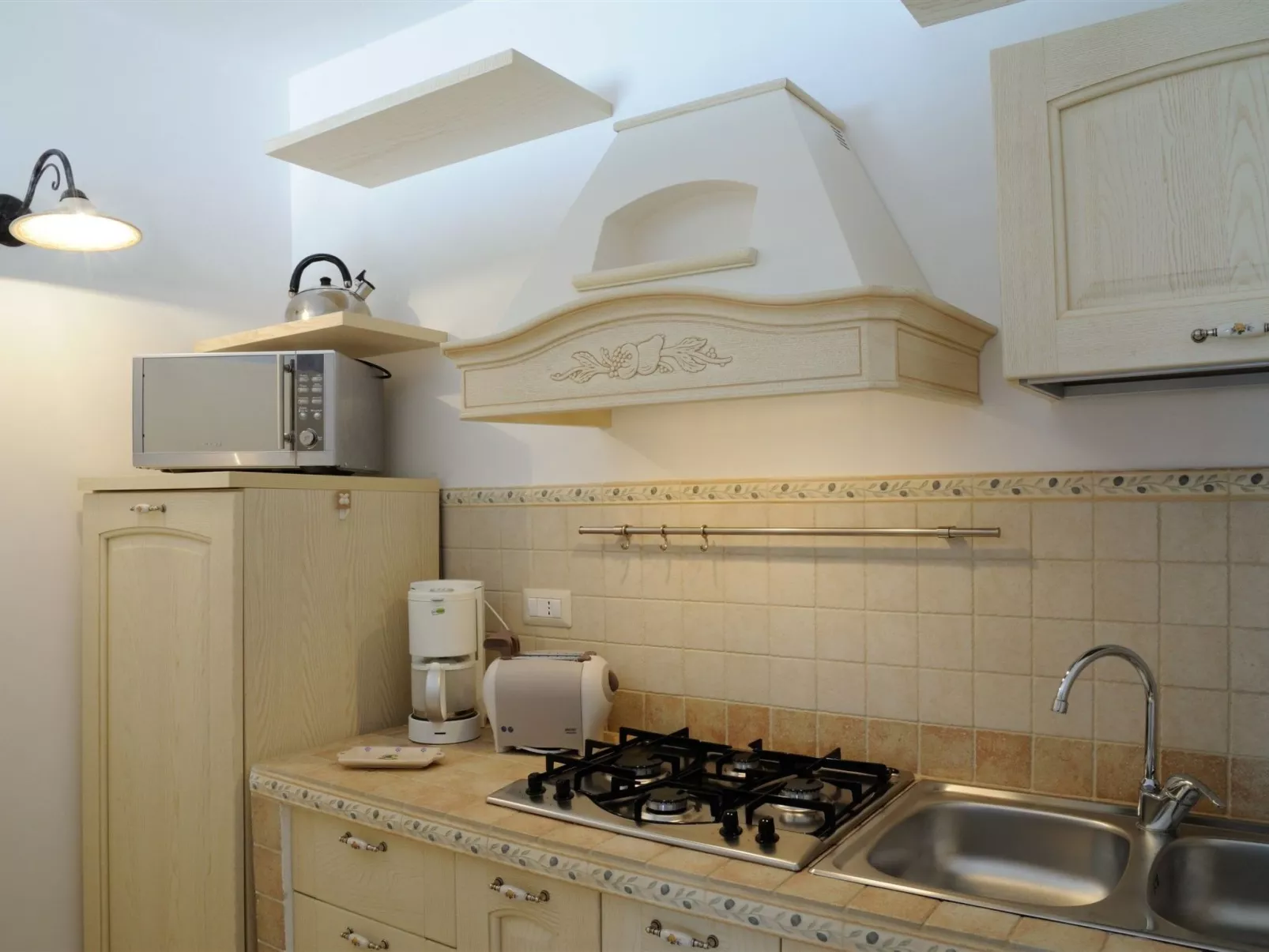 Neuer fabelhafter Trullo mit privatem Pool-Binnen