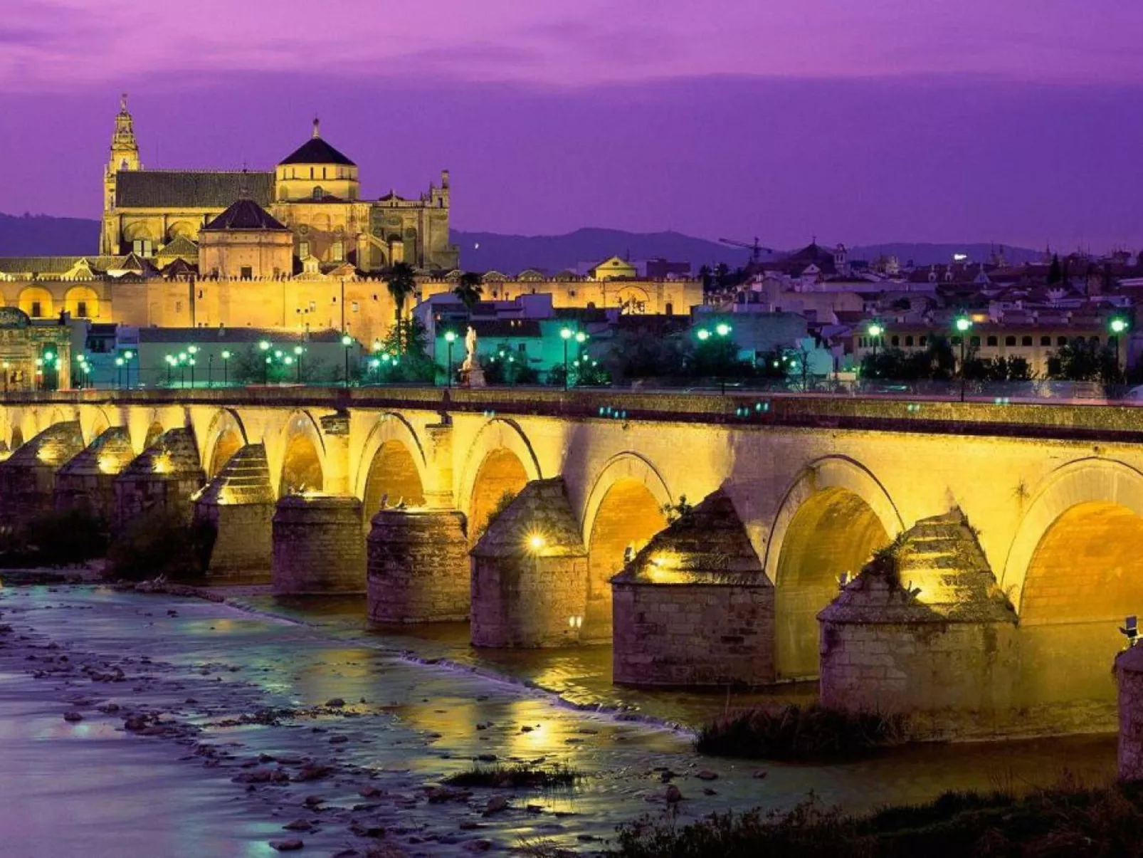 Schönes Landhaus mit Pool, Klimaanlage, Privatsphäre.-Buiten