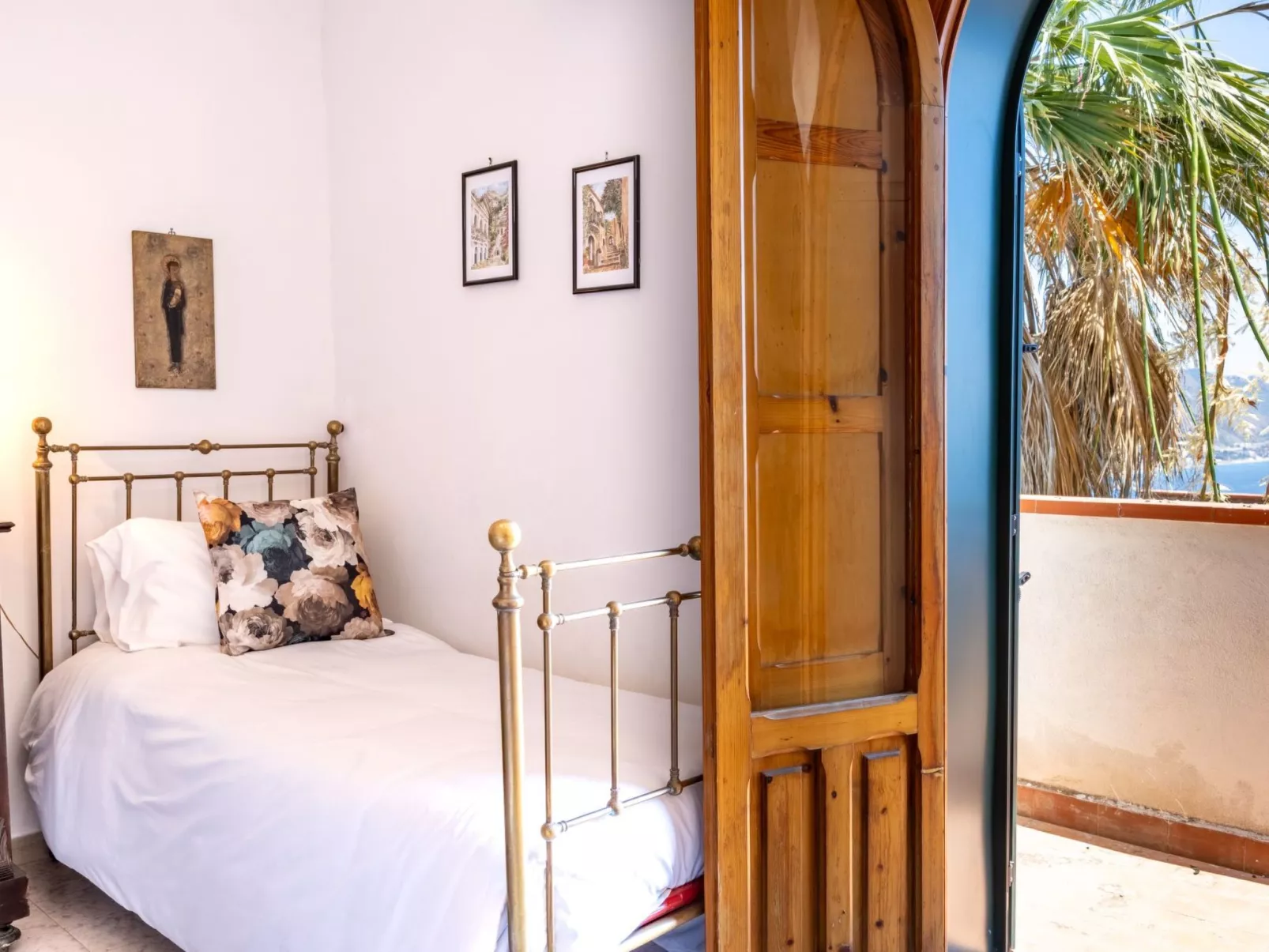 Villa Valencia-Image-tags.info