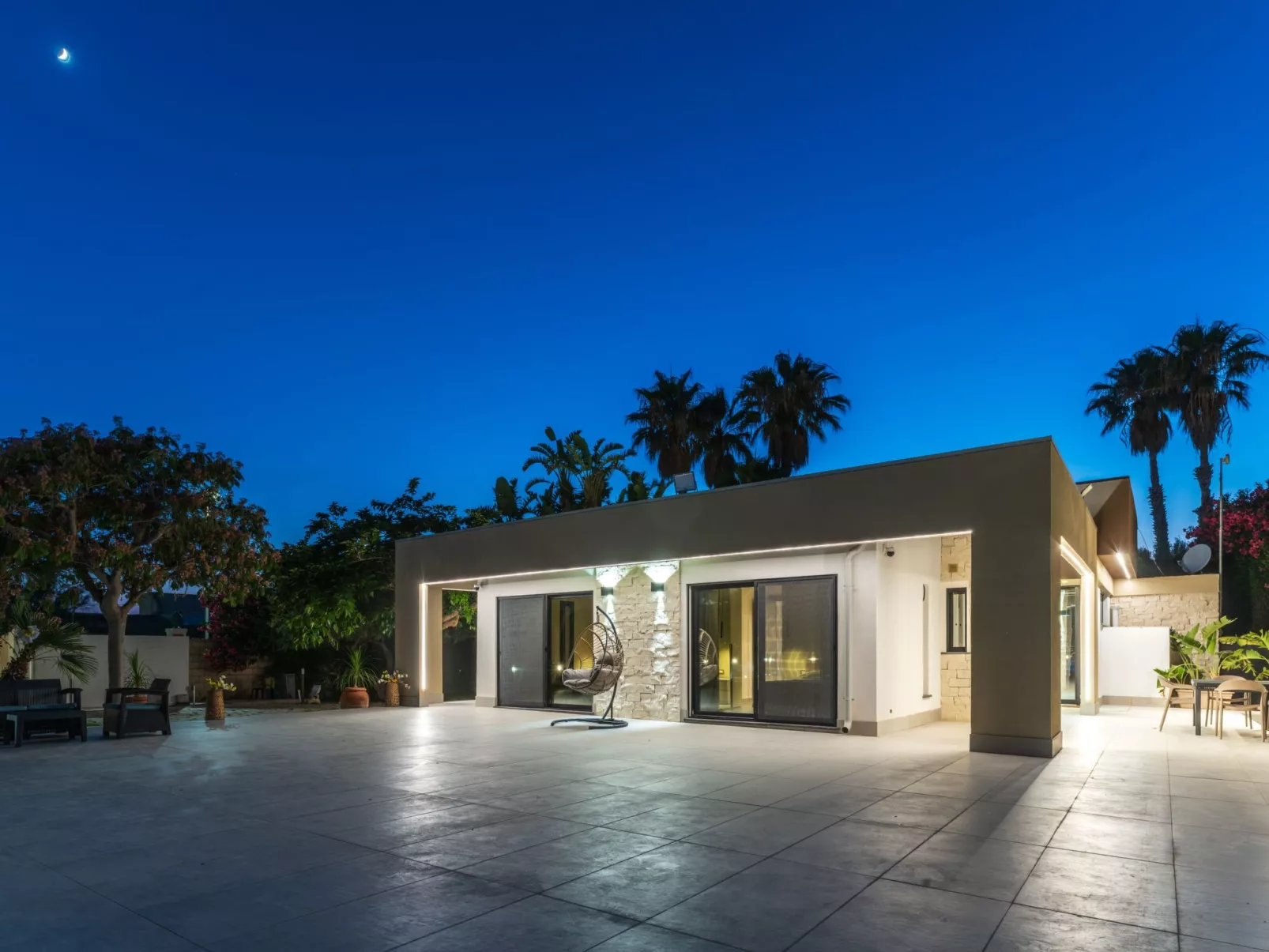 Nereide, Luxusvilla mit Pool am Meer-Buiten