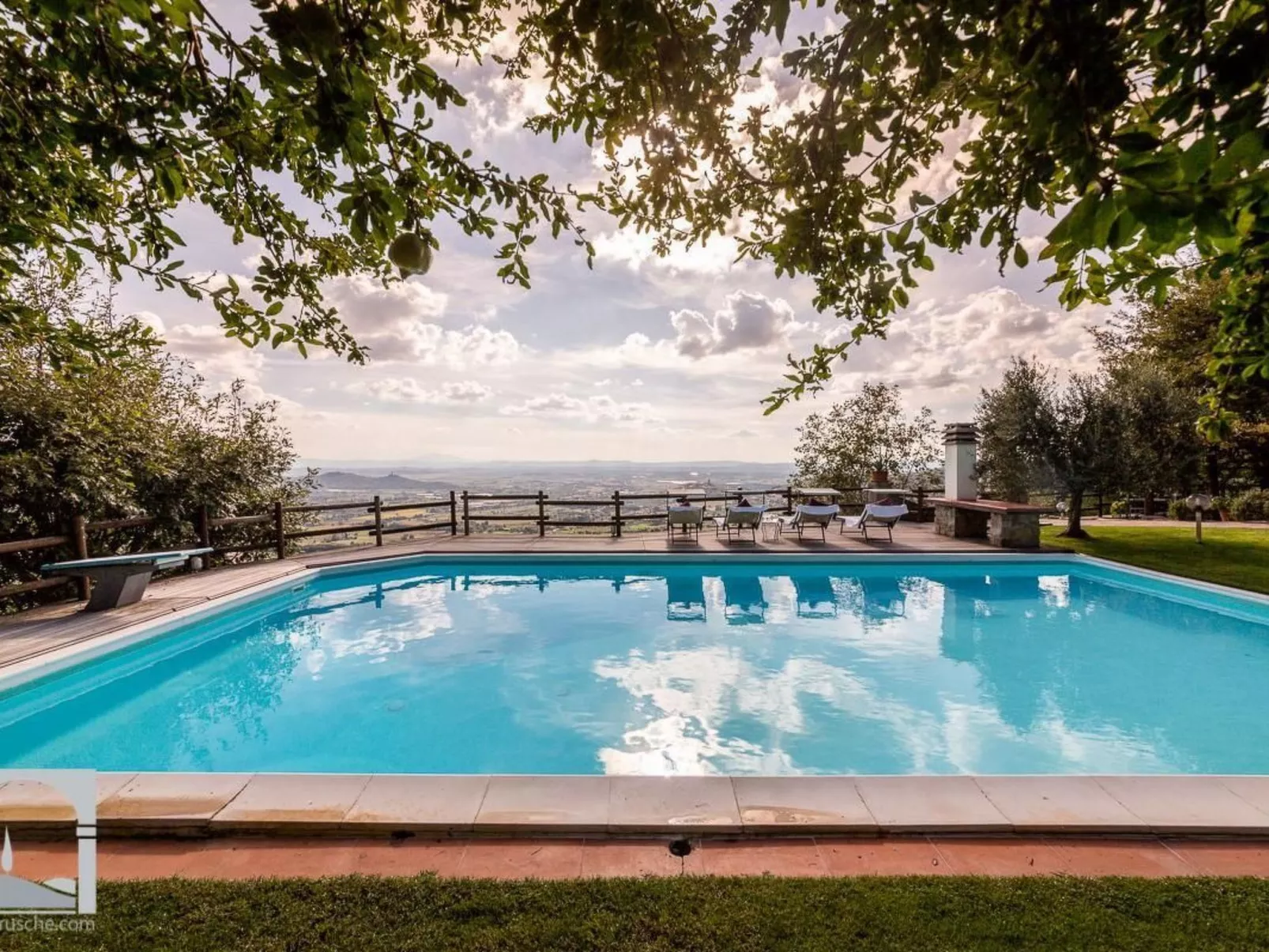 Villa La Foce-Image-tags.info