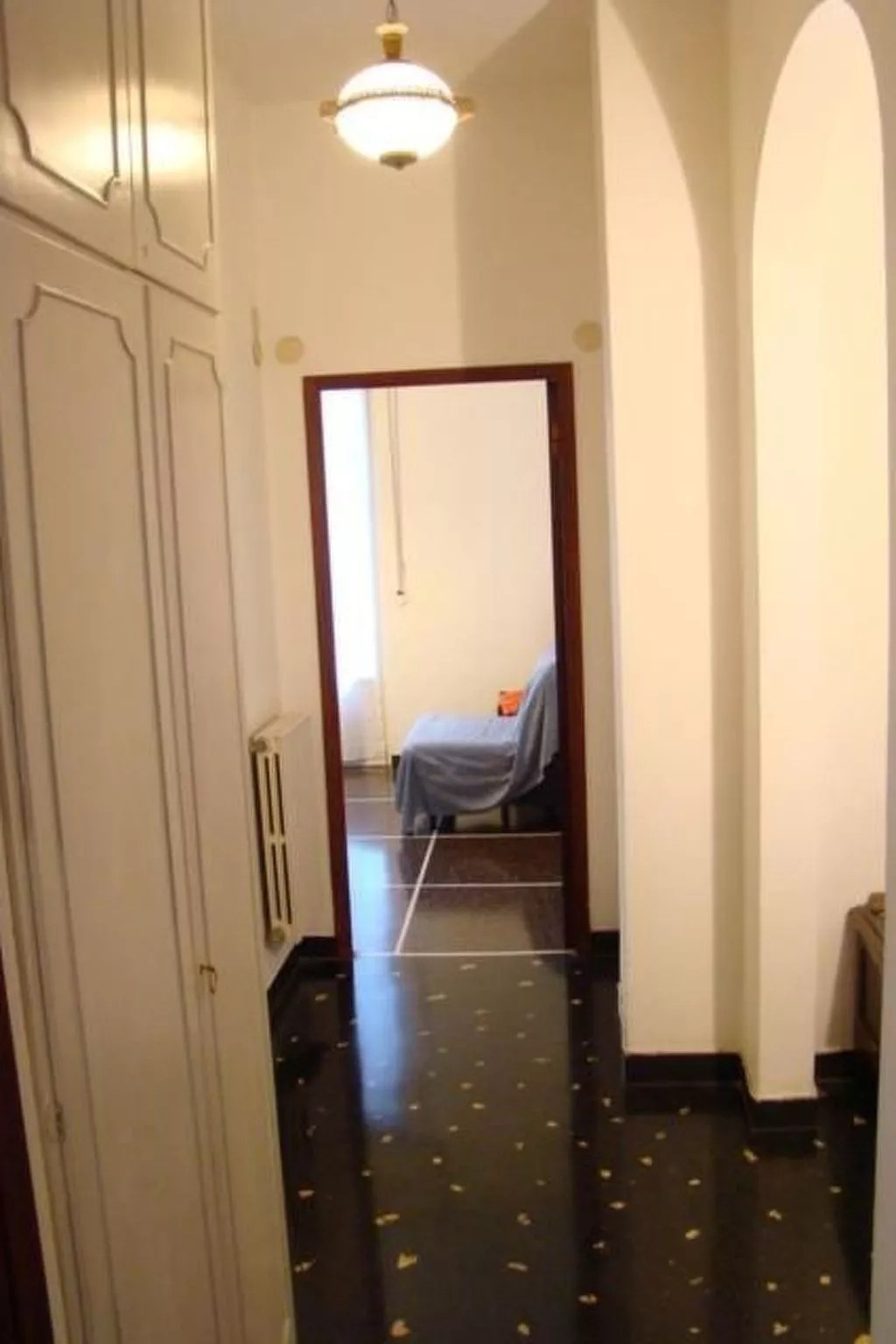 Wohnung mit Balkon-Image-tags.info