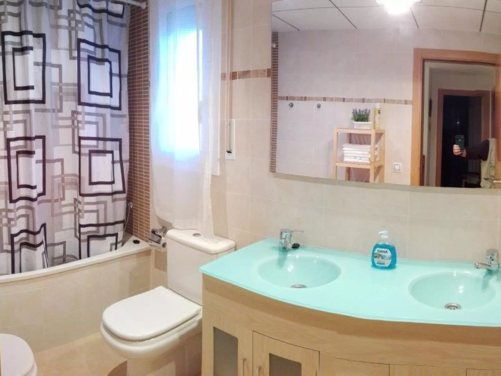 Entspannendes Haus in der Nähe des Meeres. Klimatisiert. Parkplatz-Image-tags.info