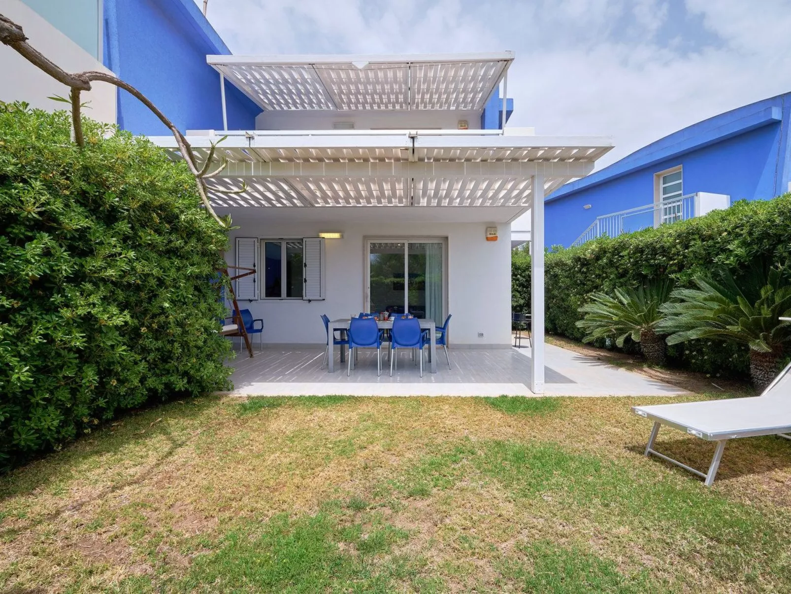 In Marina Di Ragusa mit Terrasse, Grill und Garten-Image-tags.info