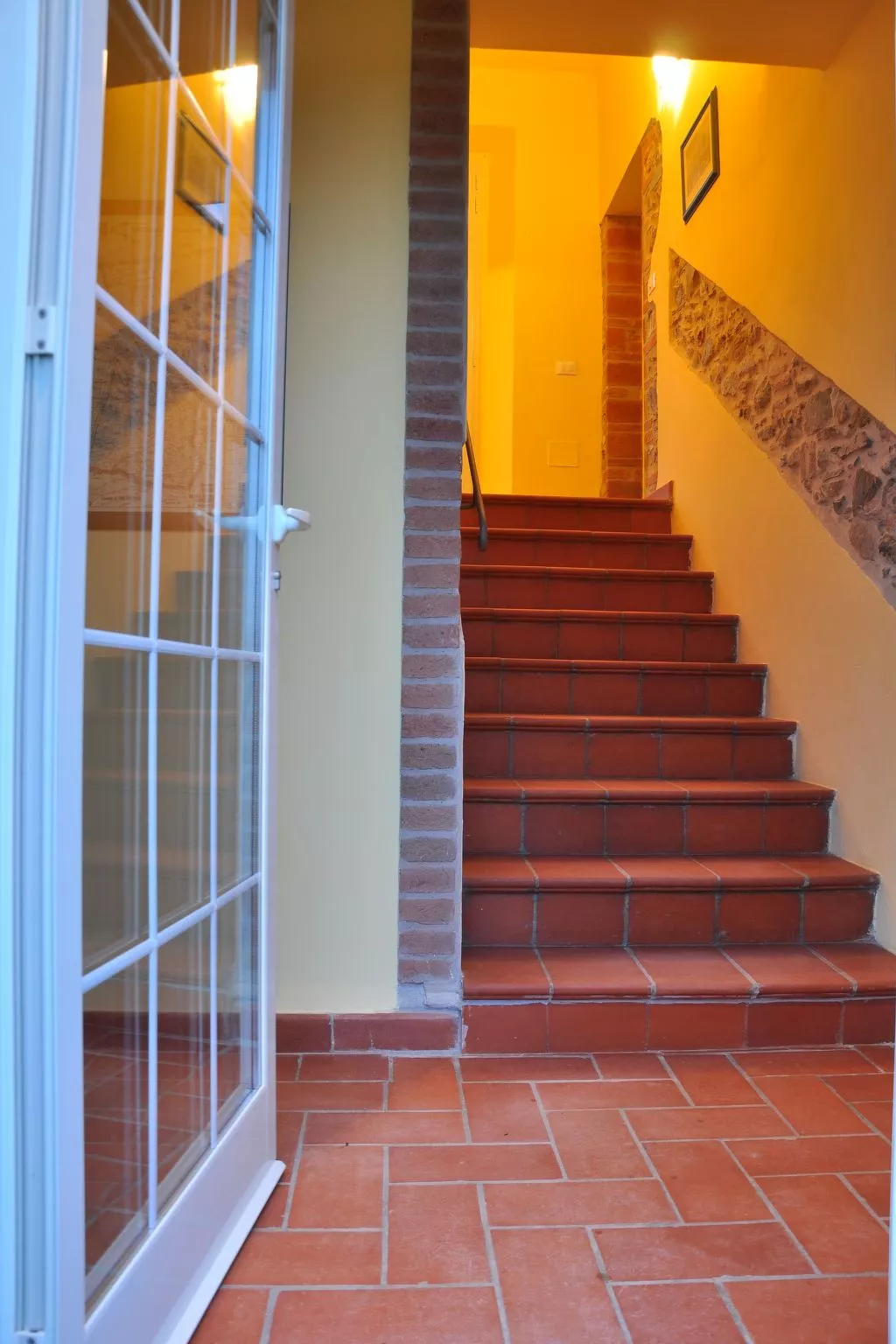 "Casa Olmo" Schwimmbad und Jacuzzi, privater Garten-Binnen