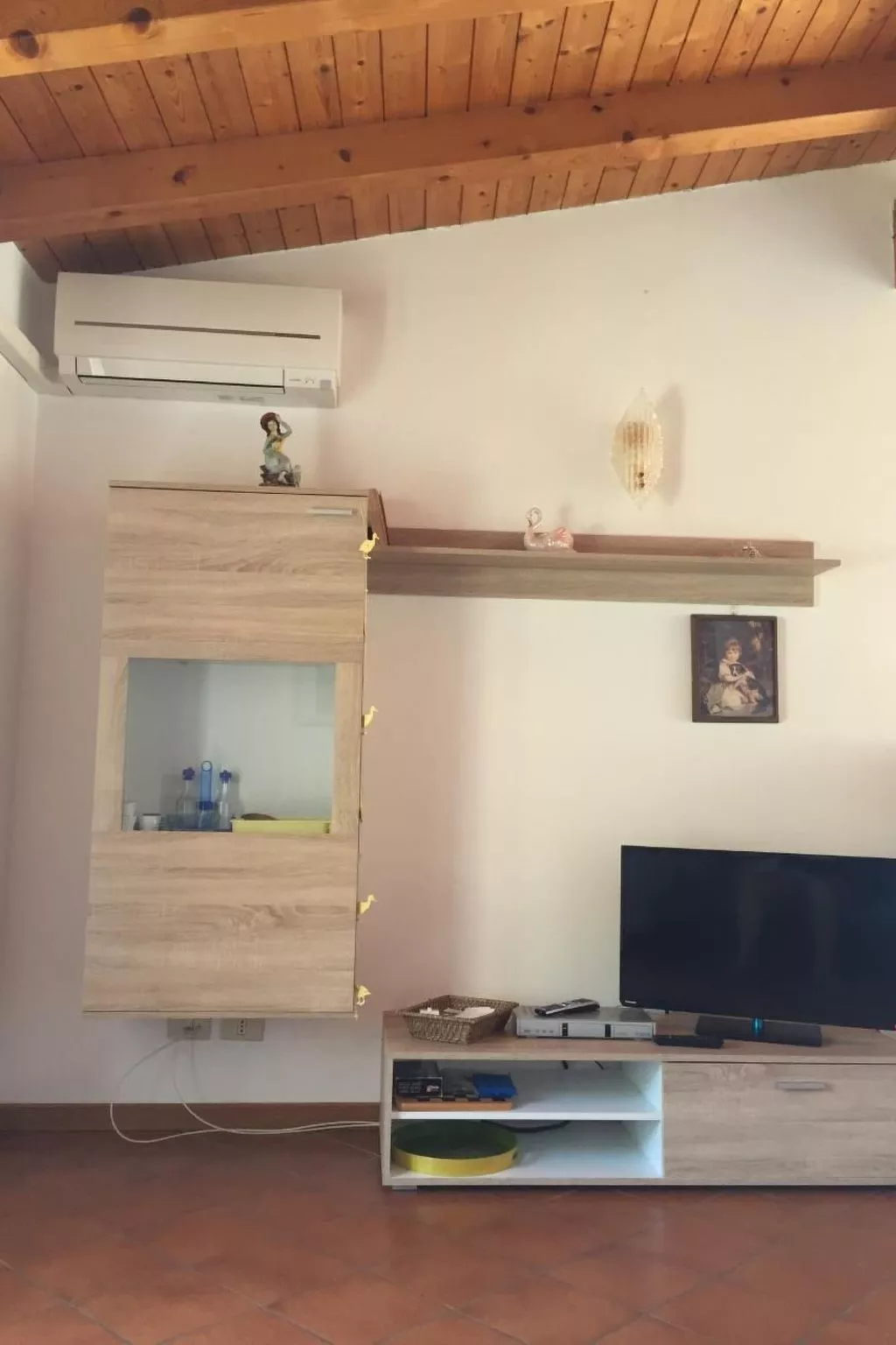 APARTMENT LAURA-Image-tags.info