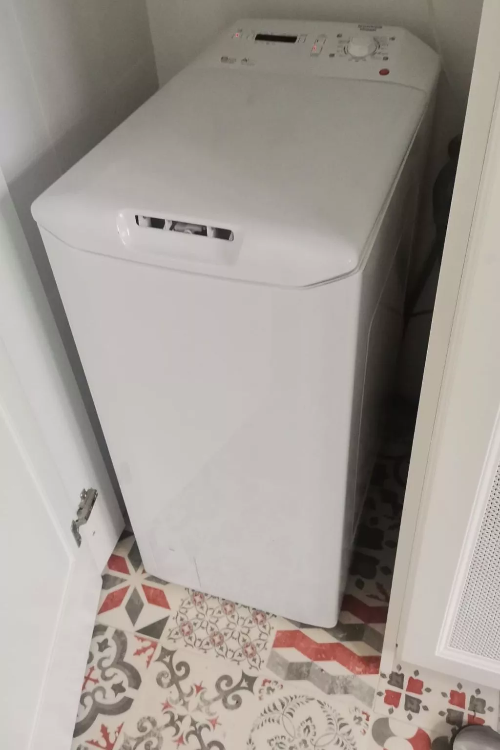 Penthouse mit drei Schlafzimmern in der Nähe von natürlichen Schwimmbädern-Binnen