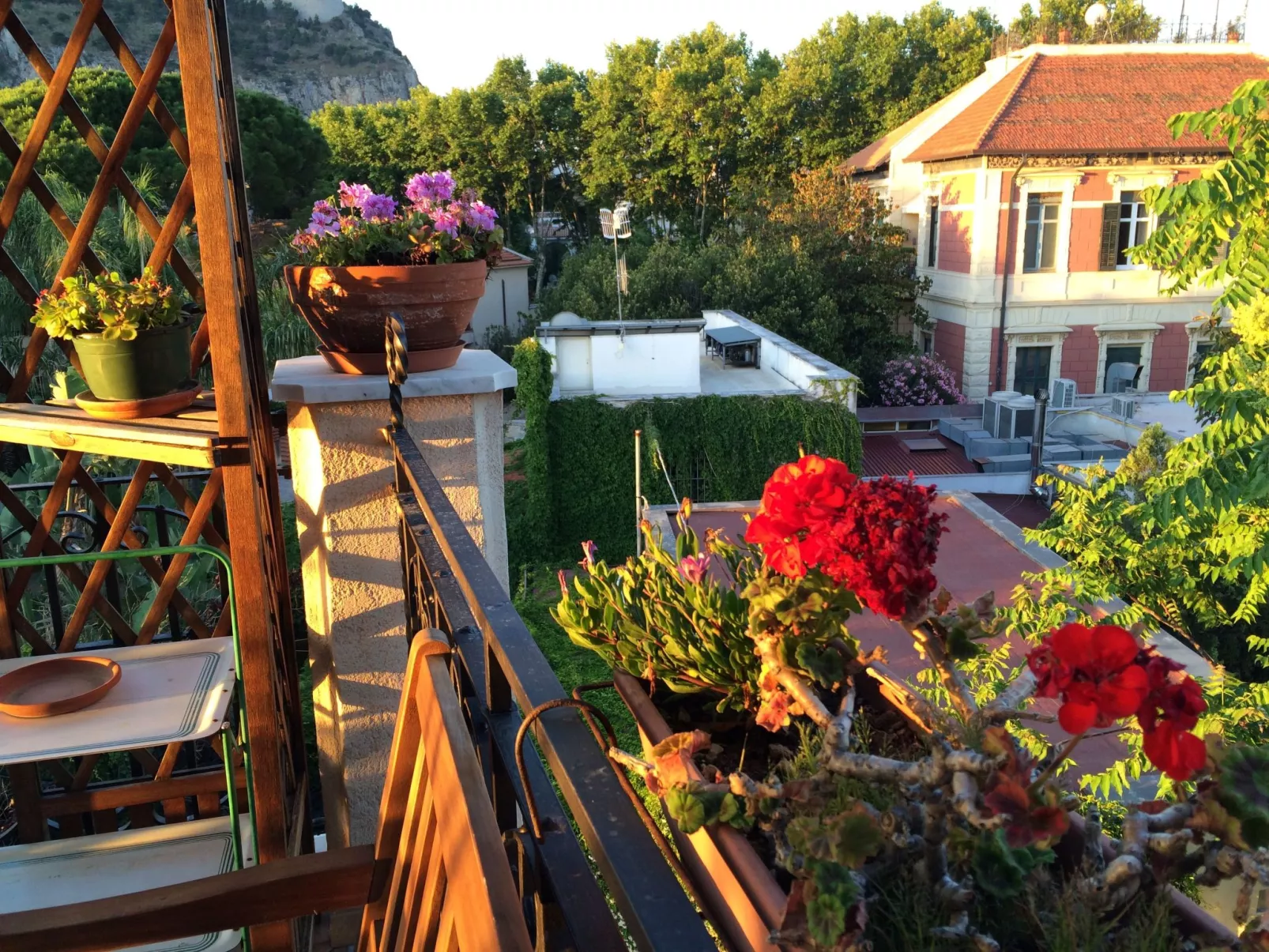 Wohnung in Jugendstilvilla-Buiten