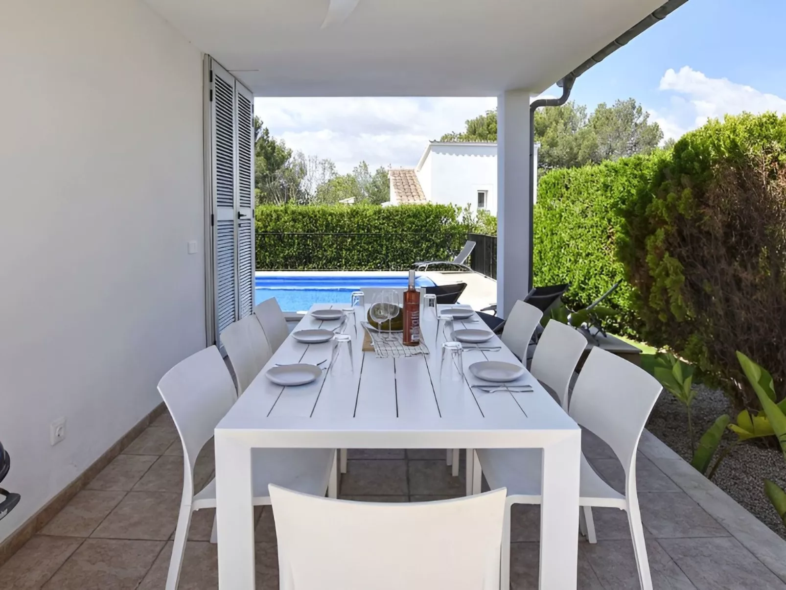 Villa "Calma" mit privatem Pool und Meerblick - Buiten