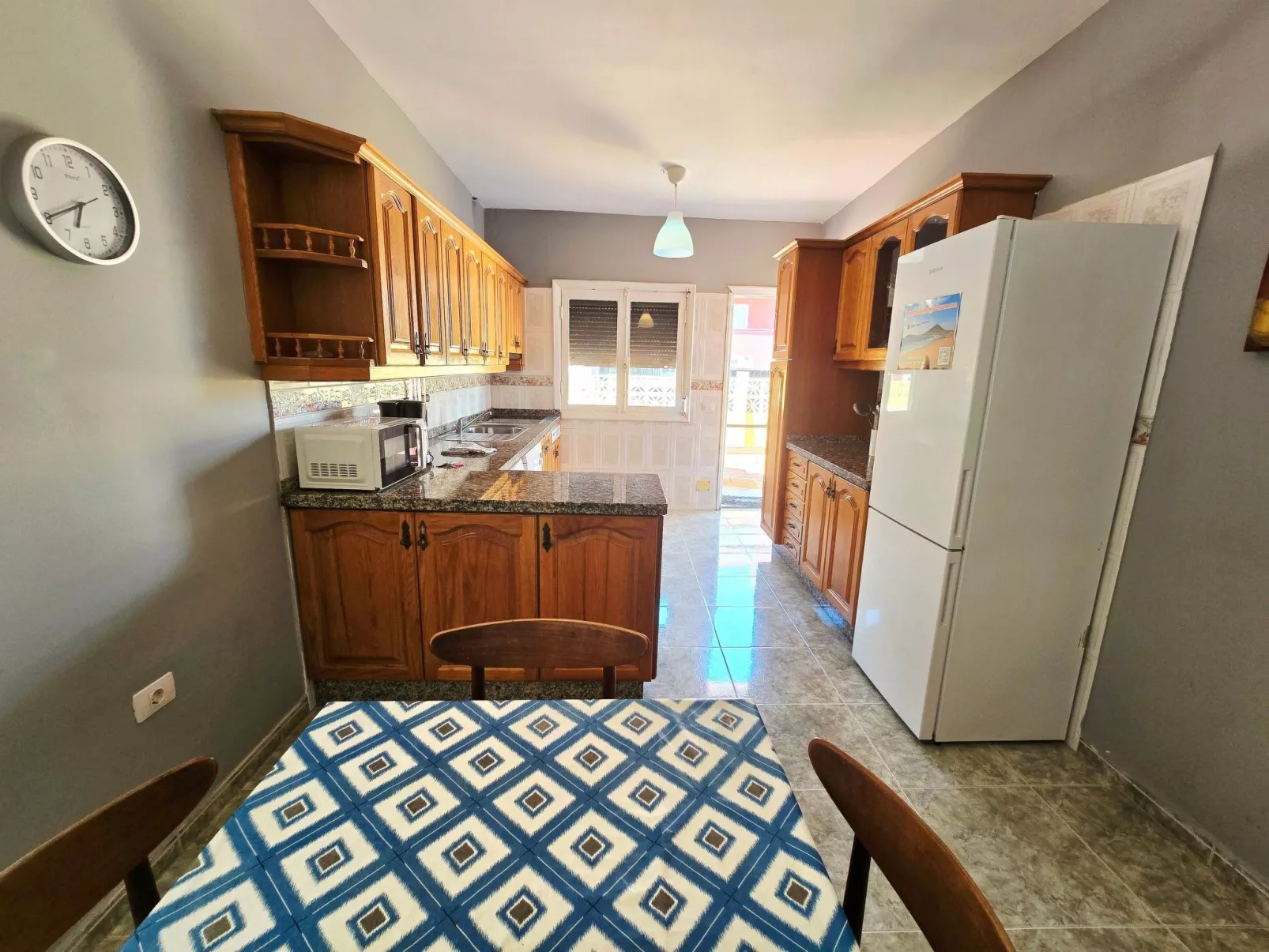 Haus mit Wifi und Terrasse direkt am Strand-Binnen