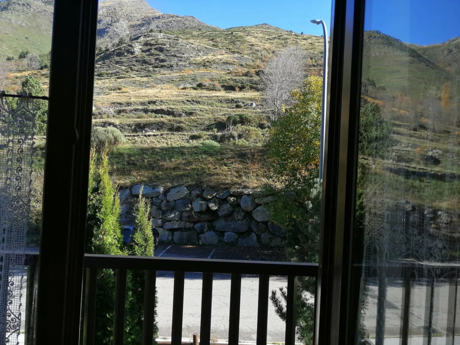 Geräumiges Studio mit Balkon Erta 2 Vall de Boí-Buiten