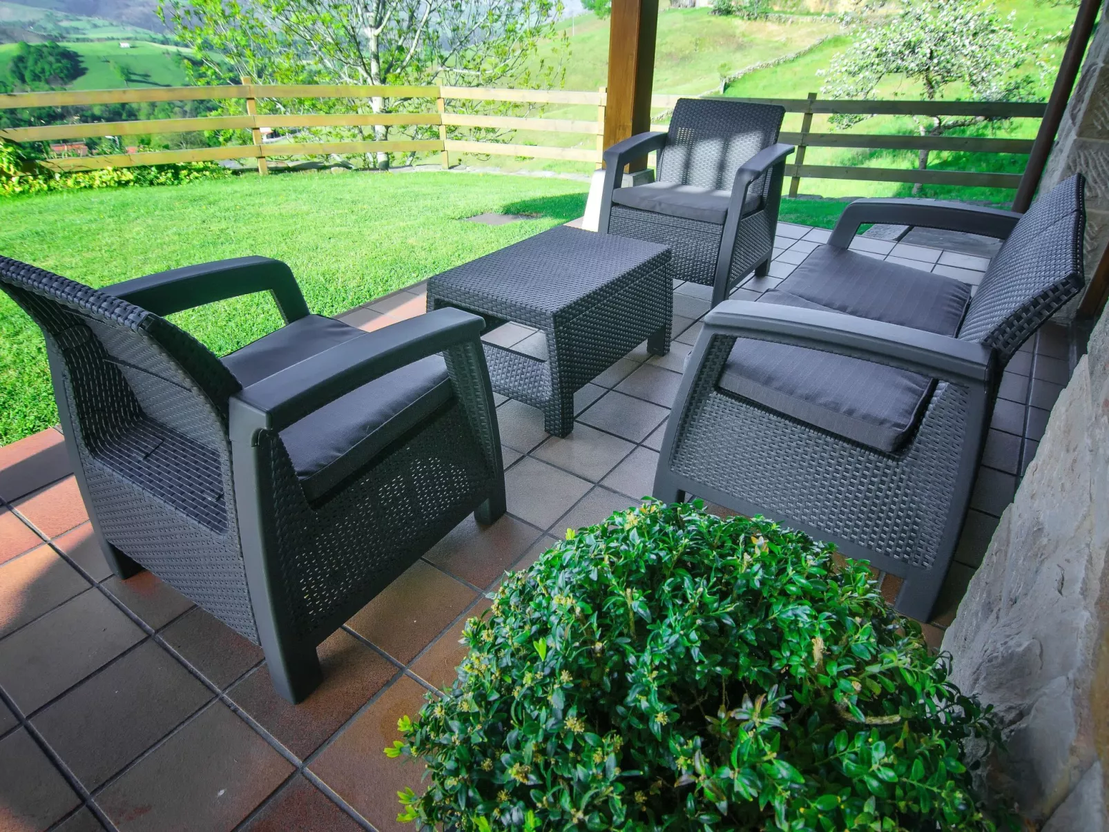 Fachwerkhaus mit Garten - Image-tags.info