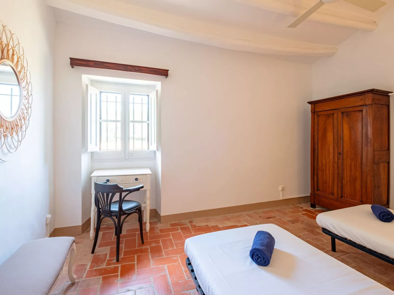 Costabravaforrent La Tallada, mit privatem Pool-Image-tags.info