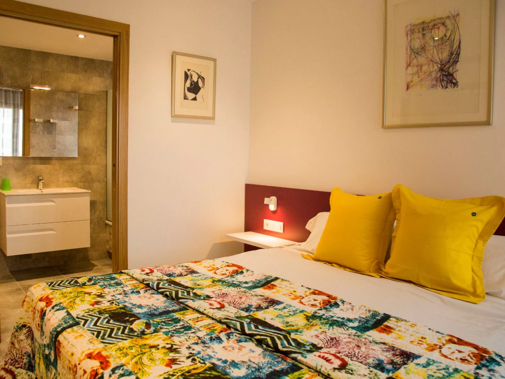 Modernes Einfamilienhaus mit Pool-Image-tags.info