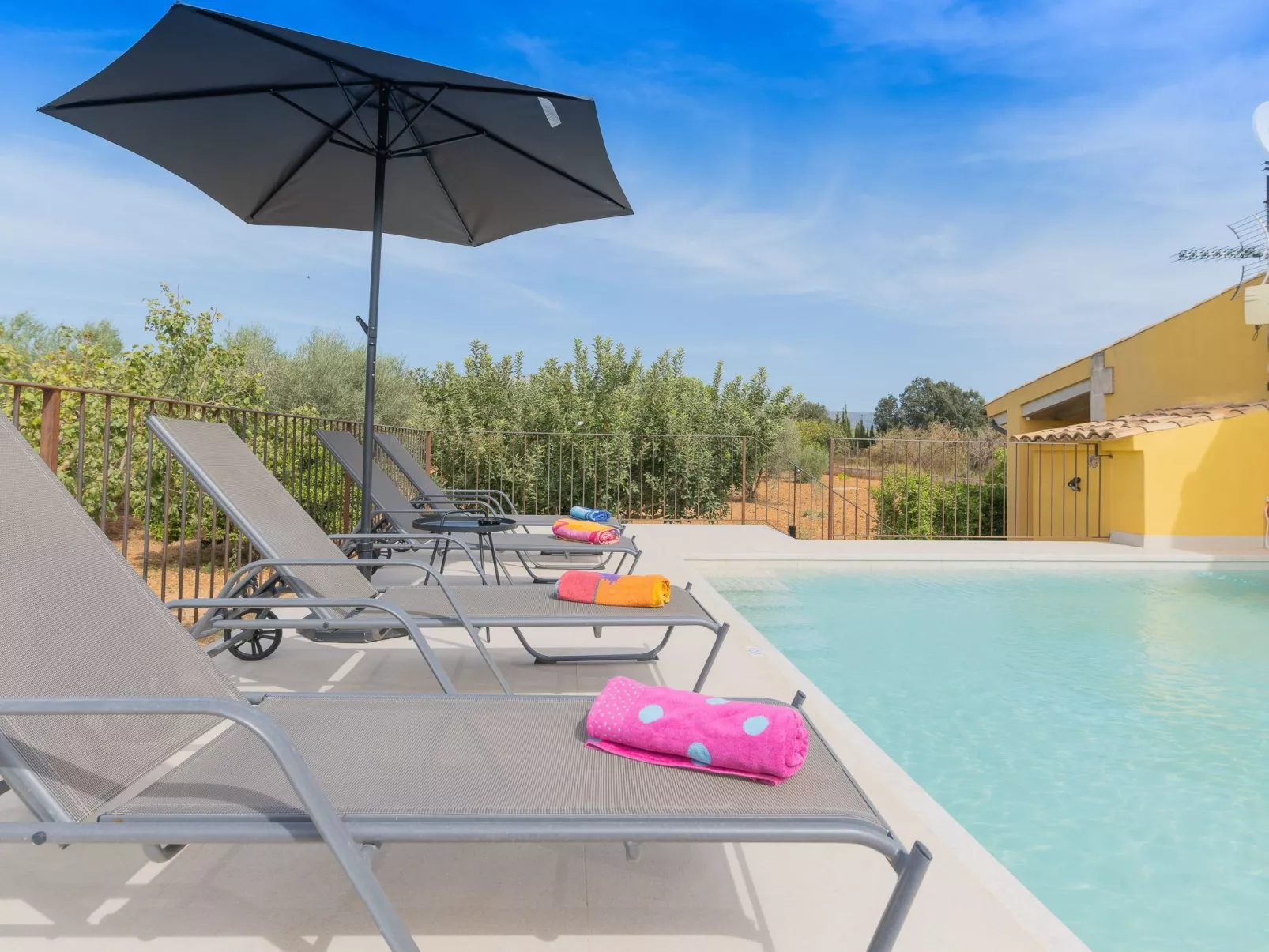 Son Serra-Image-tags.info