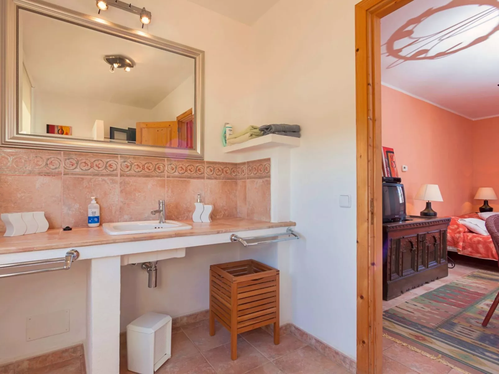 Villa 'Aumadrava Gran - Binnen