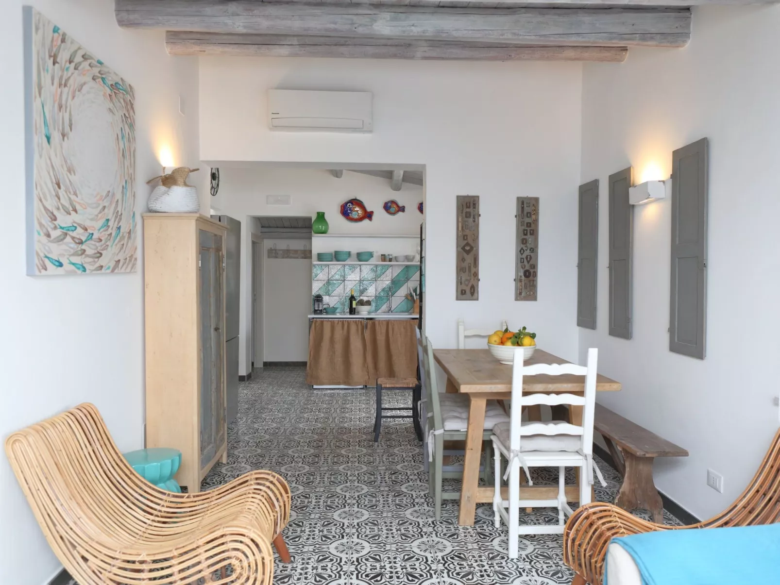 Charmante Wohnung in Cefalù mit Terrasse-Image-tags.info