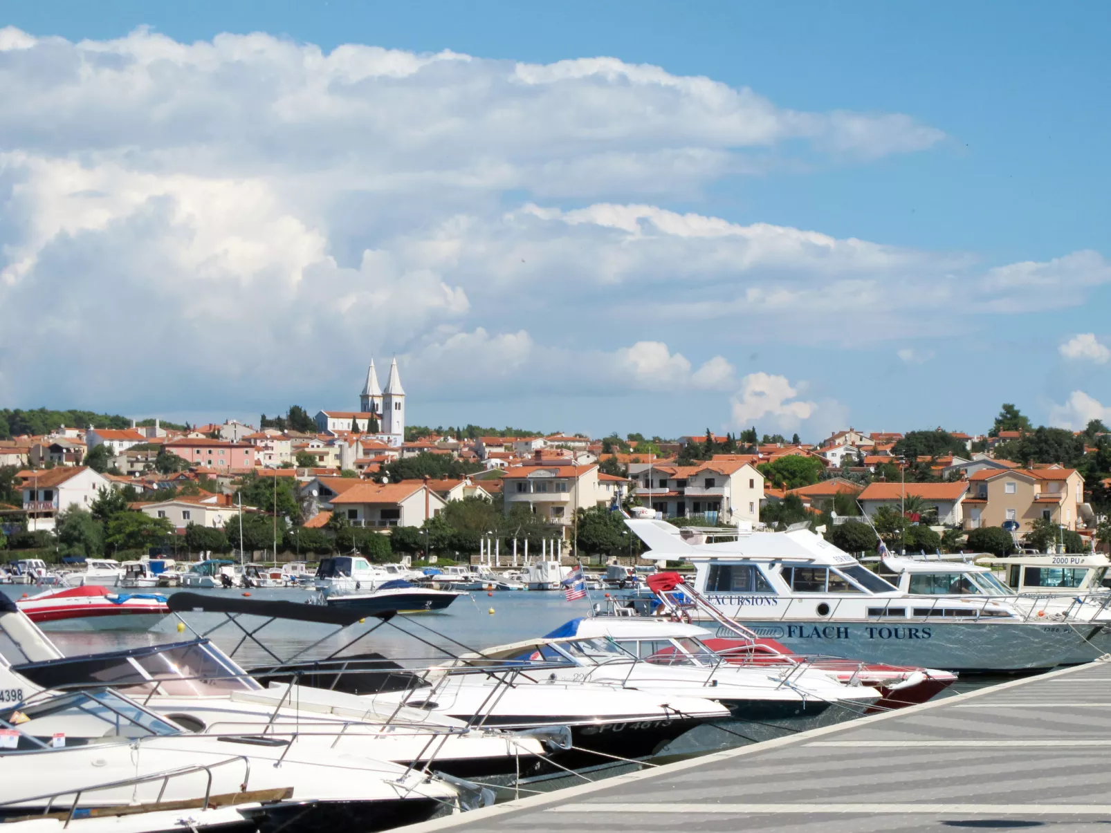 Ferienvilla "Posesi Dujak"-Omgeving