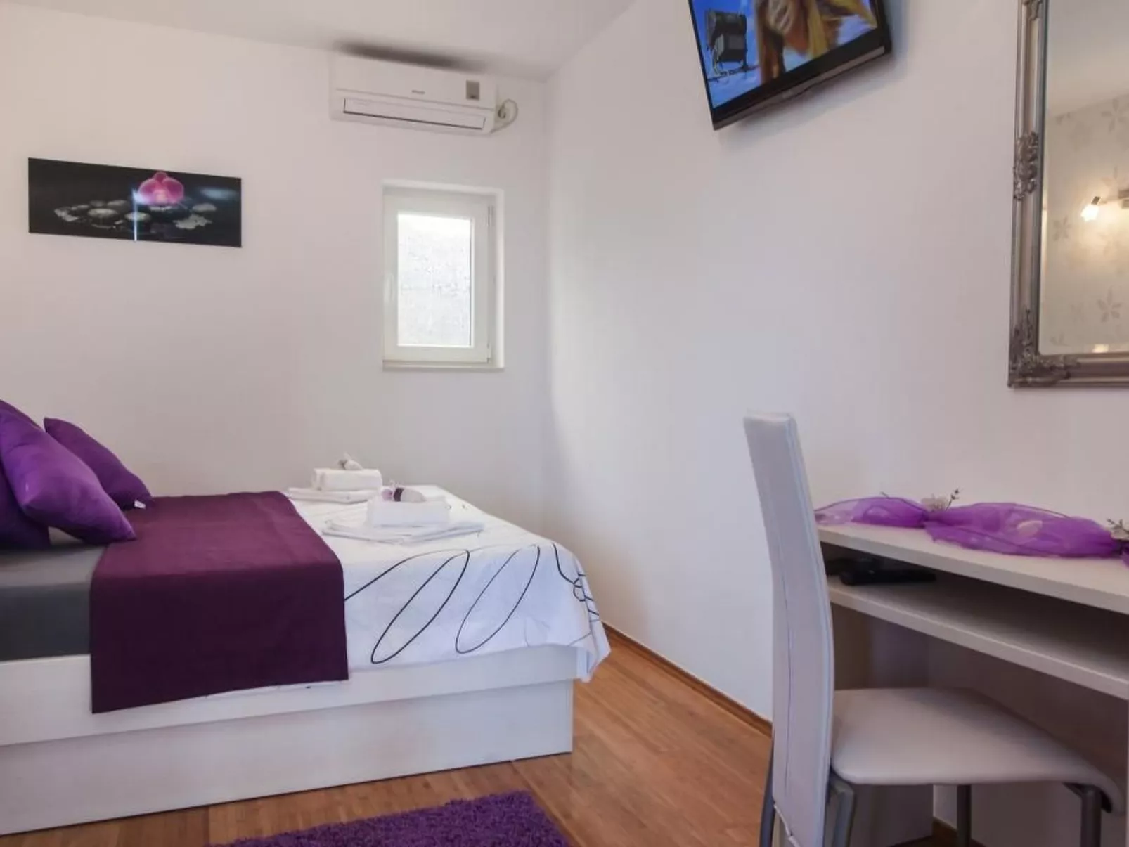 Haus Prezenca-Binnen