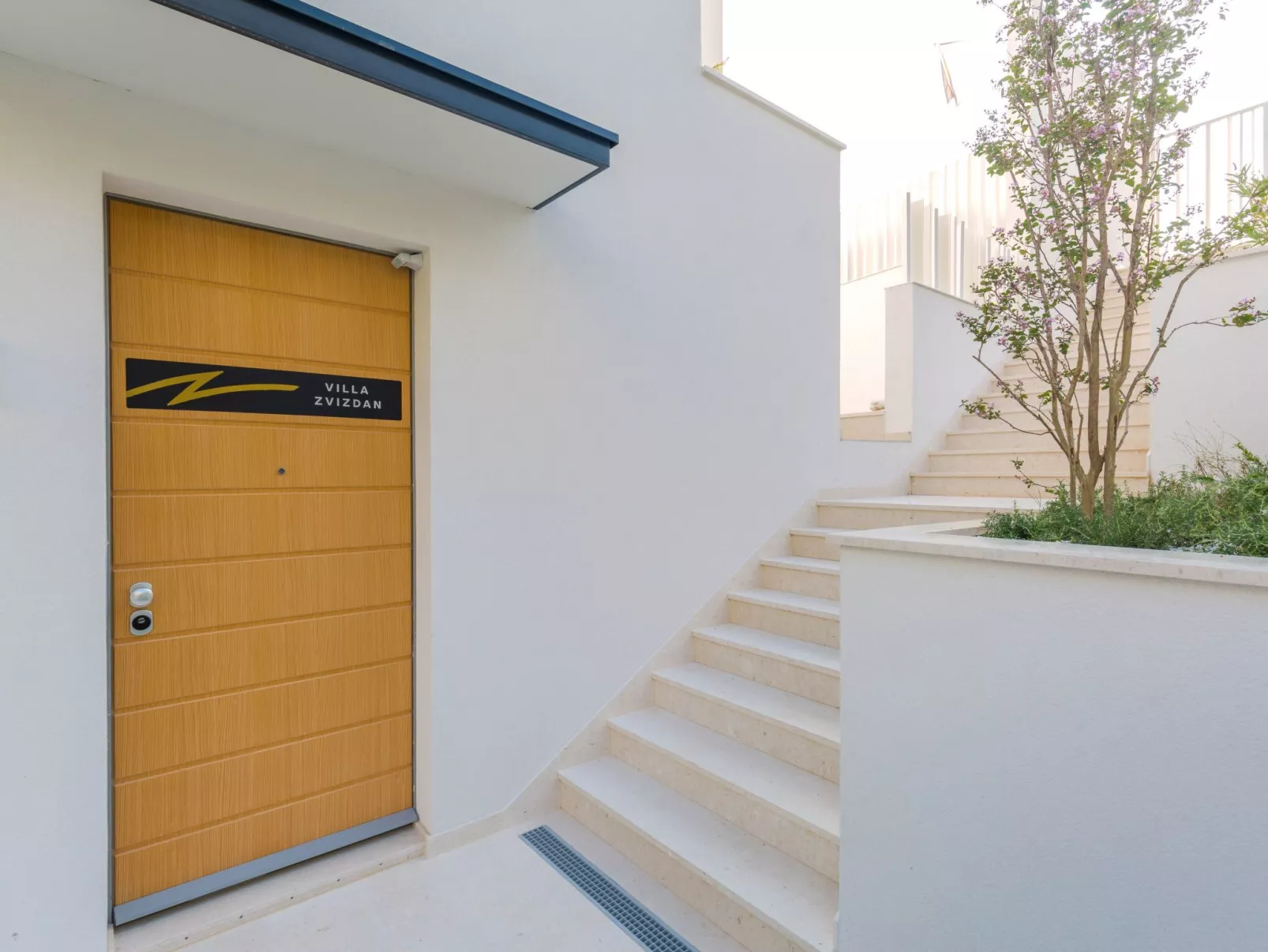 Schöne Villa Zvizdan mit Infinity-Pool-Buiten