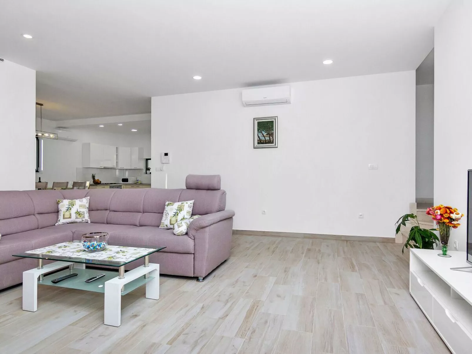 "Villa Maslina" mit Privatparkplatz-Binnen