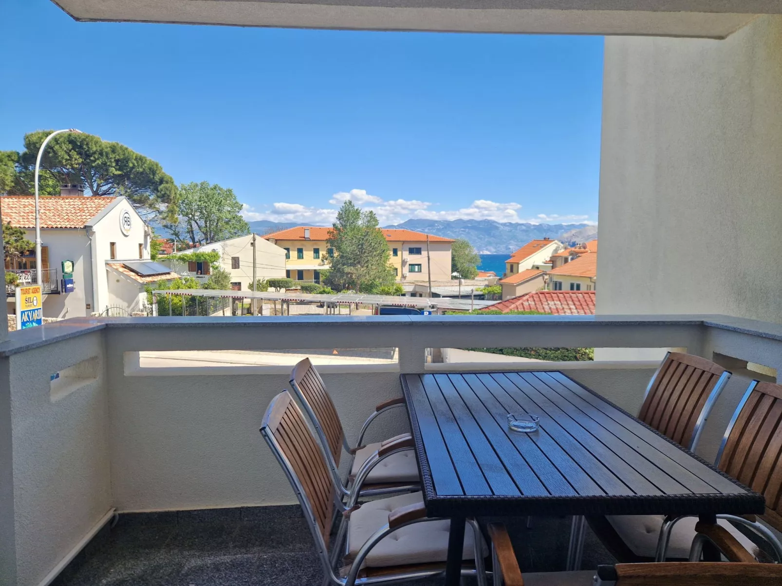 Modern eingerichtete Apartment für 4 Personen ideal für Famillien mit Kinder im-Buiten