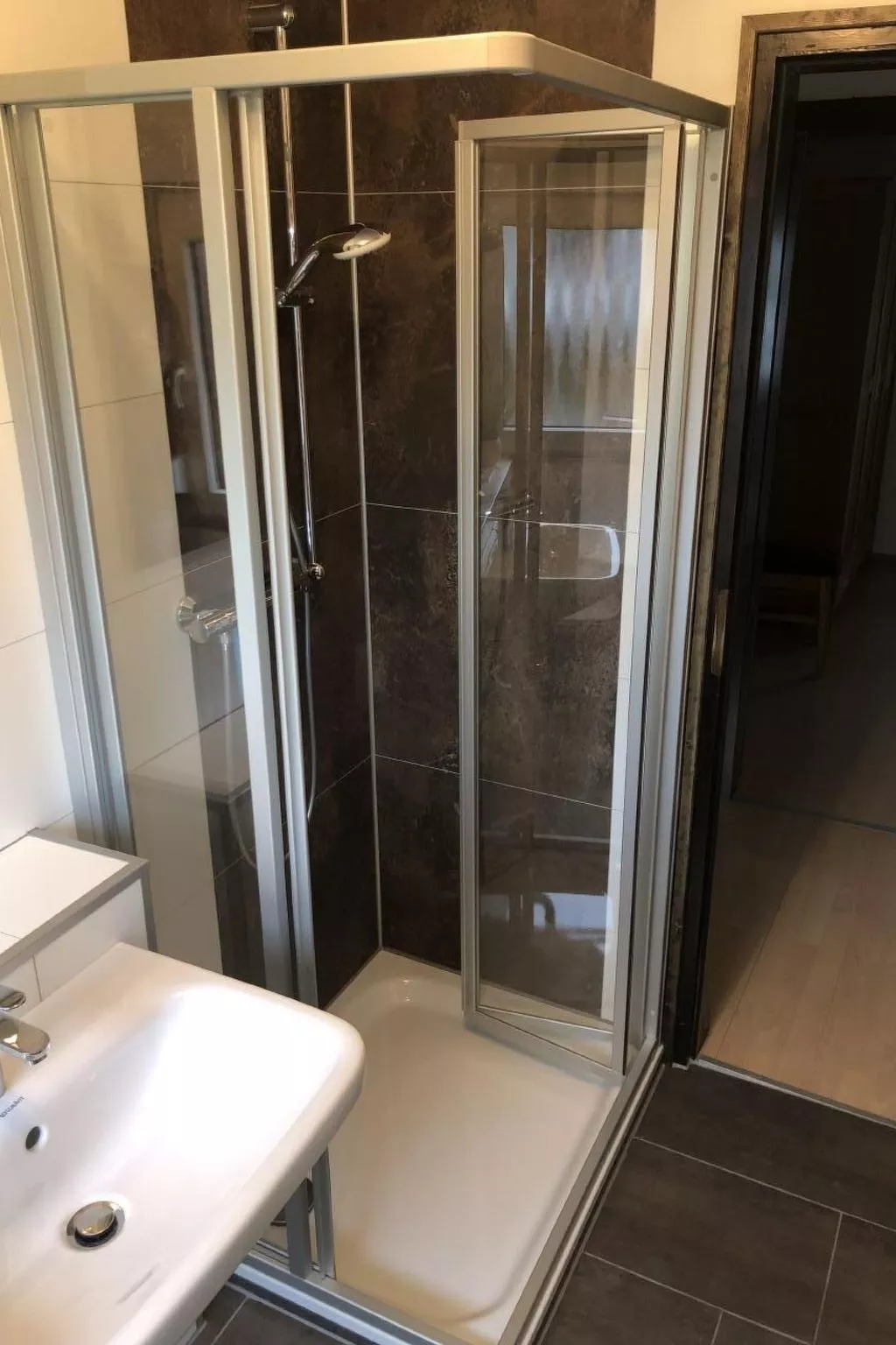 Freistehendes Ferienhaus in 2.Reihe am See-Binnen