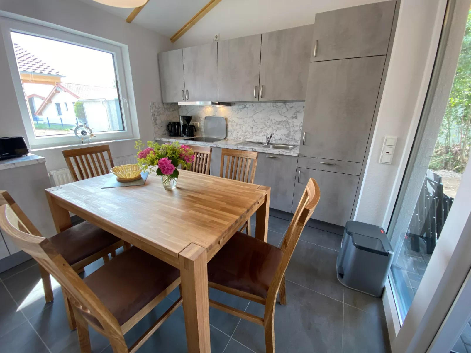 N7 Haus mit Terrasse und Garten an der Nordsee-Binnen