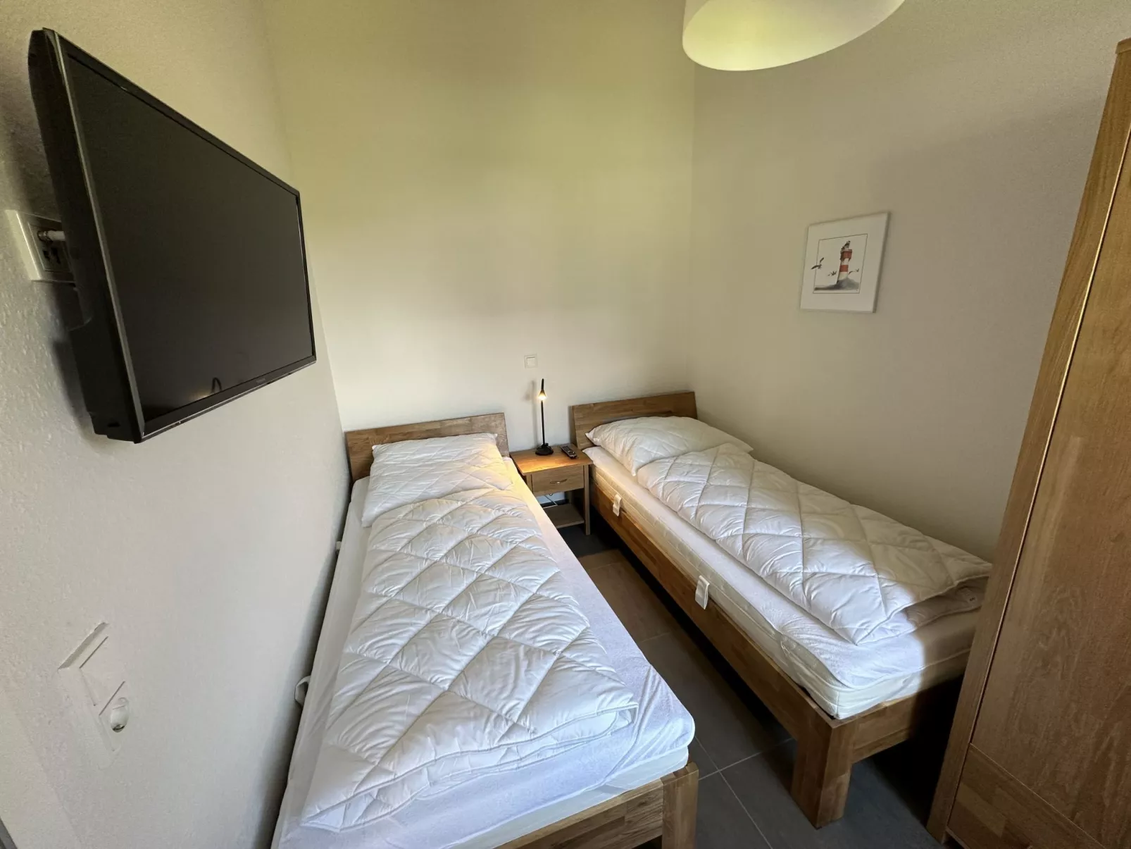 G6 Freistehendes Haus mit Garten und Wallbox-Binnen