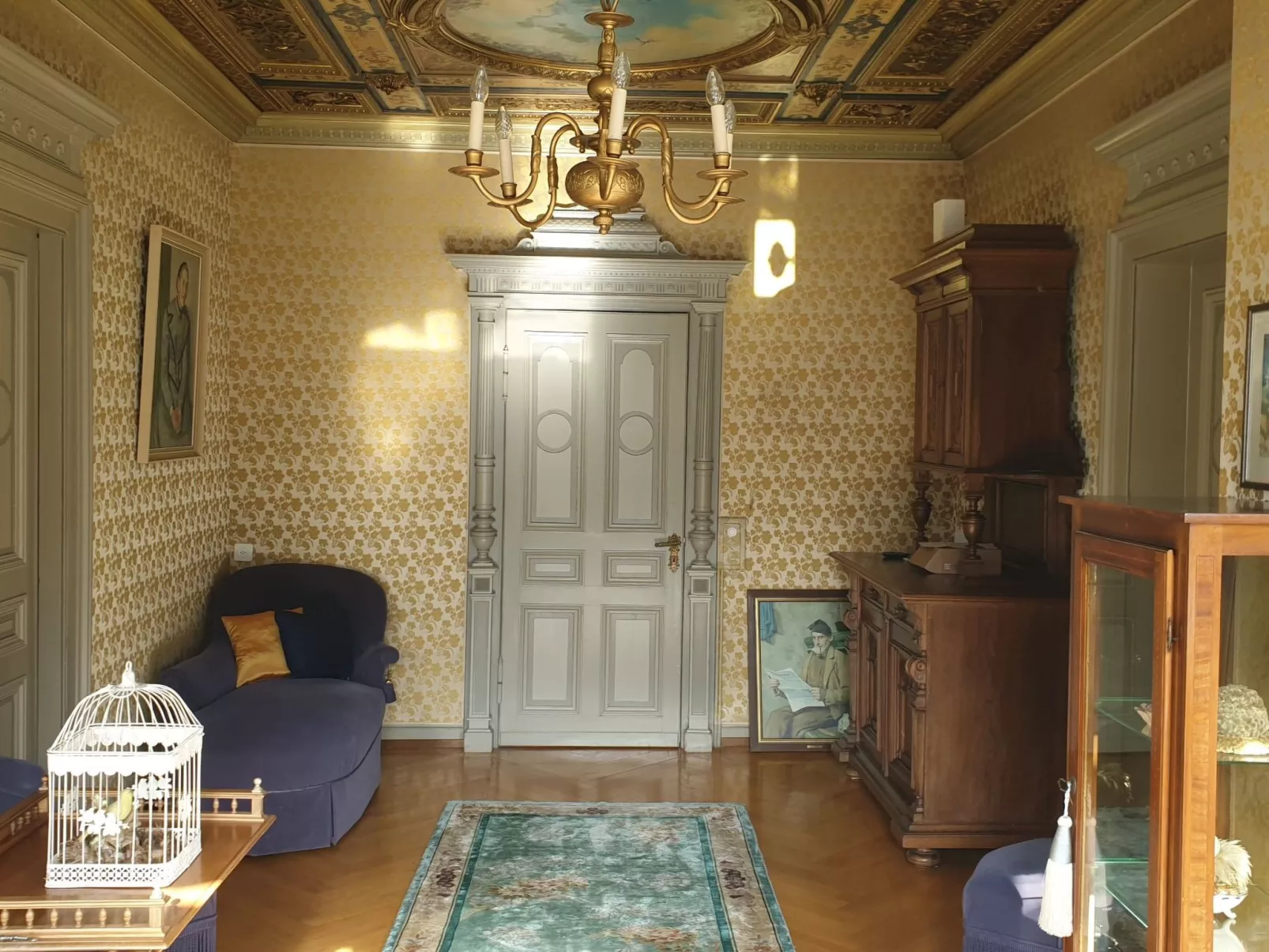 Weisse Villa-Image-tags.info