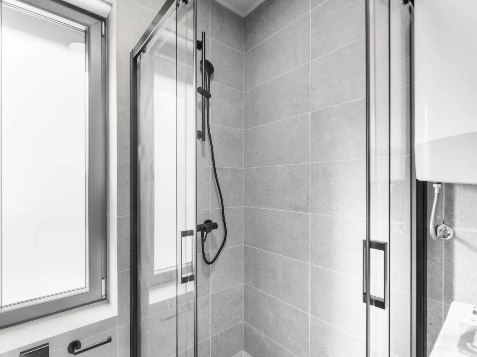 Villa Querchus Penthouse 8 partment mit Jacuzzi-Binnen